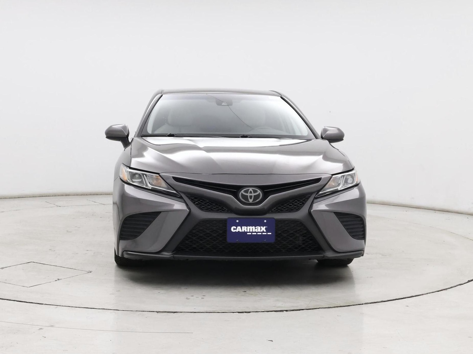 2020 Toyota Camry SE - Photo 6