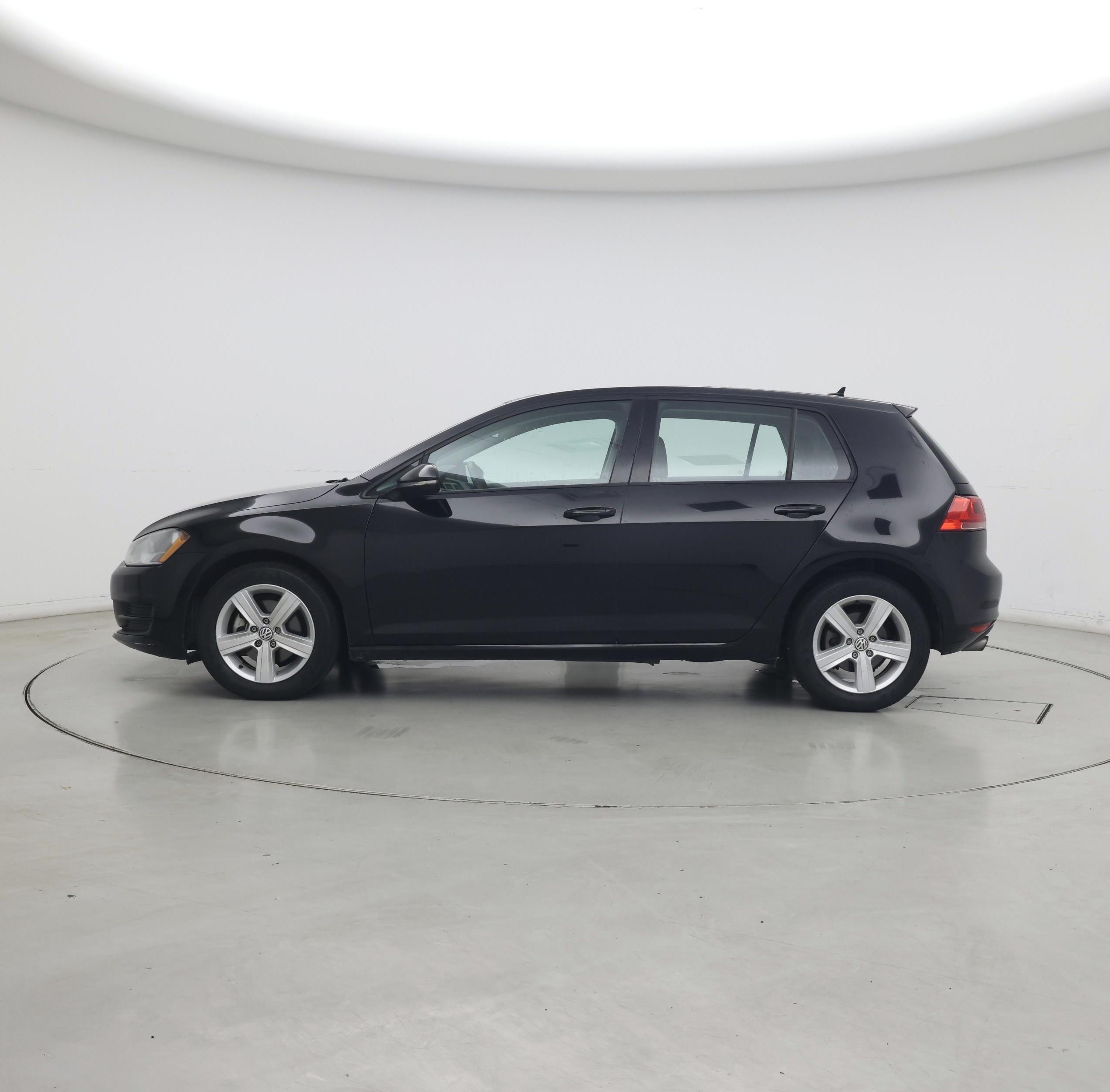 Thumbnail: 2017 Volkswagen Golf - 3