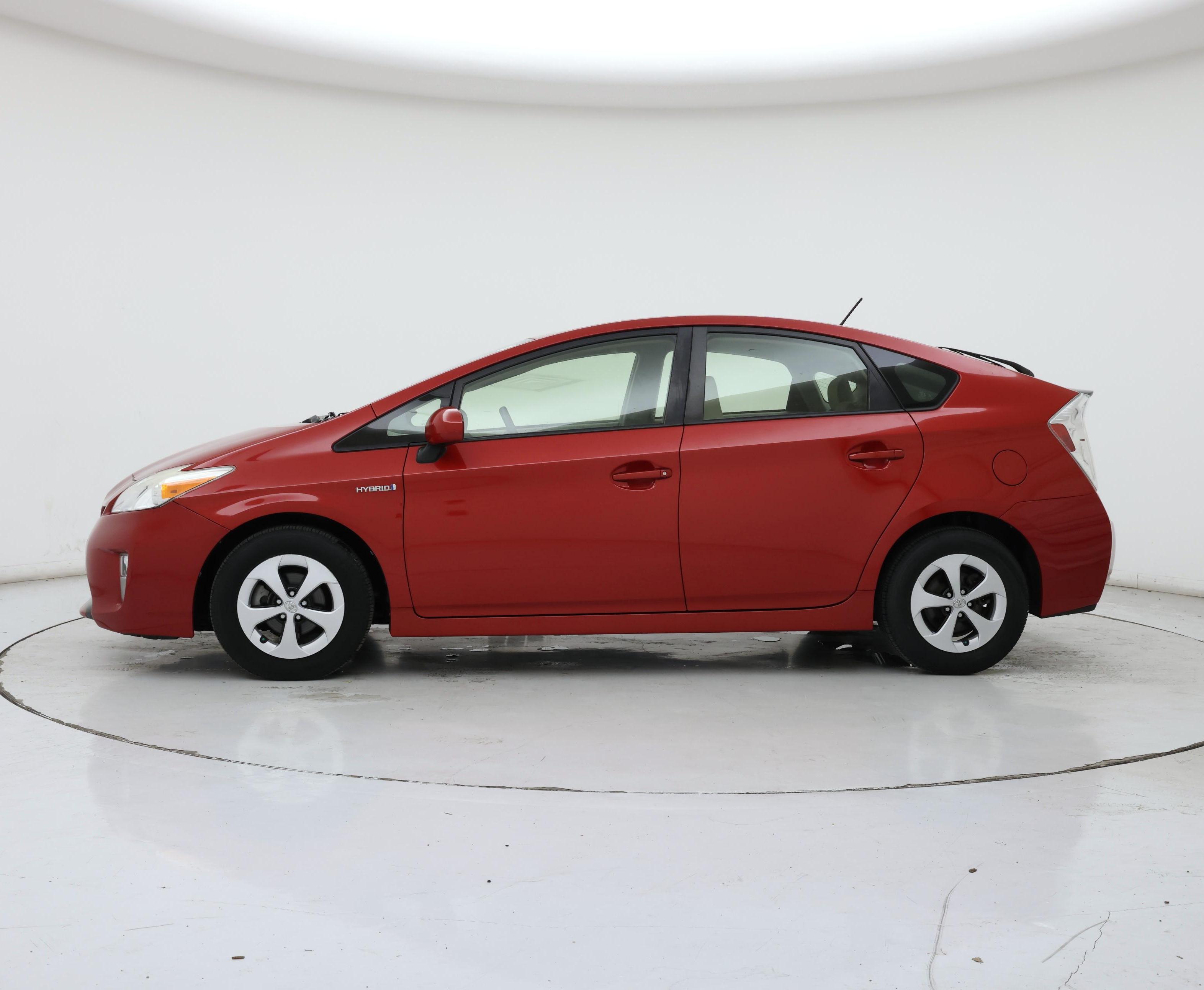 Thumbnail: 2015 Toyota Prius - 3