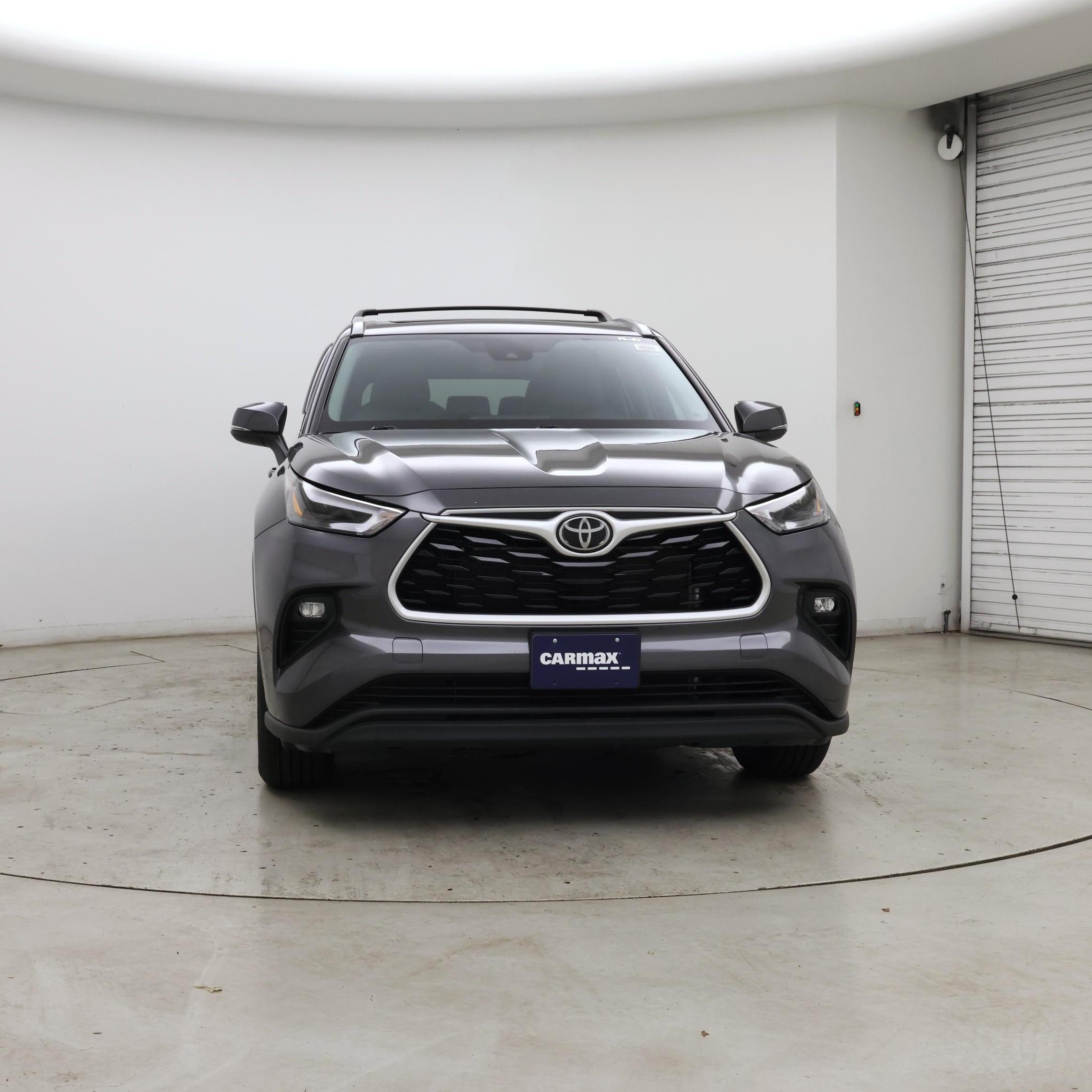 Thumbnail: 2022 Toyota Highlander - 5