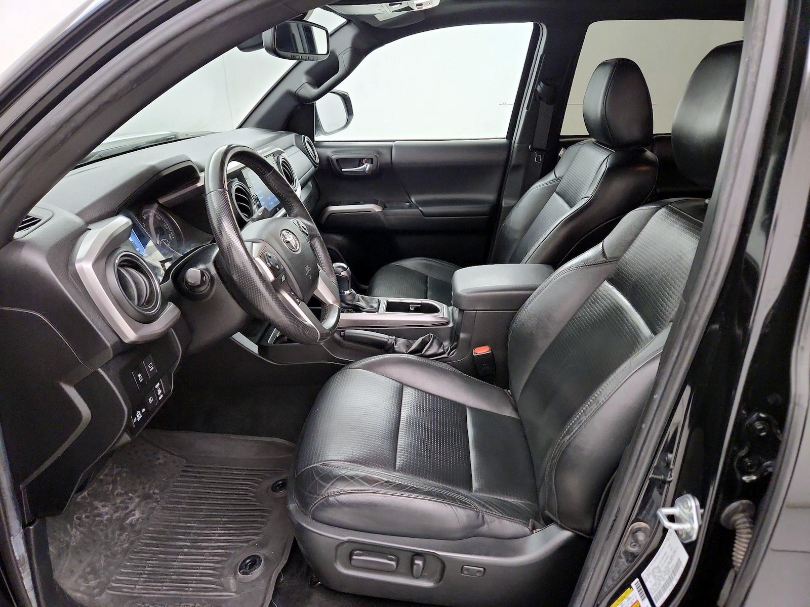 2021 Toyota Tacoma Limited - Photo 12