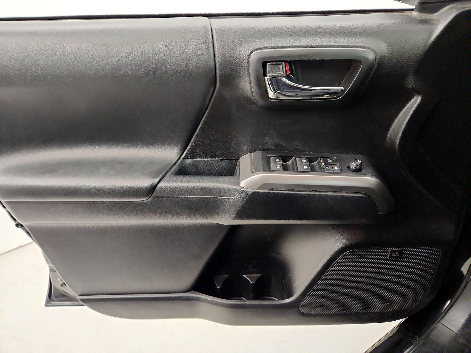 2021 Toyota Tacoma Limited - Photo 13