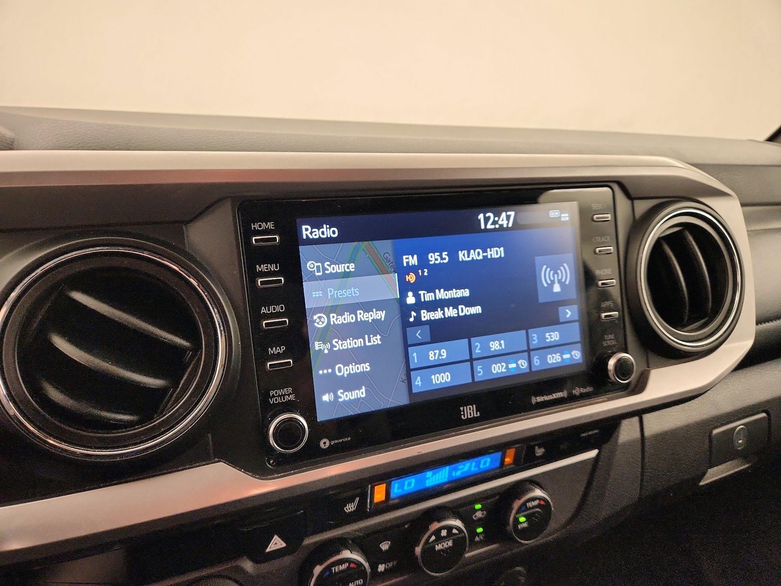 2021 Toyota Tacoma Limited - Photo 16