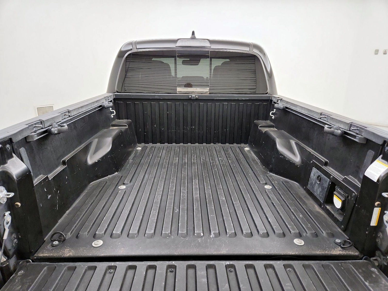2021 Toyota Tacoma Limited - Photo 22