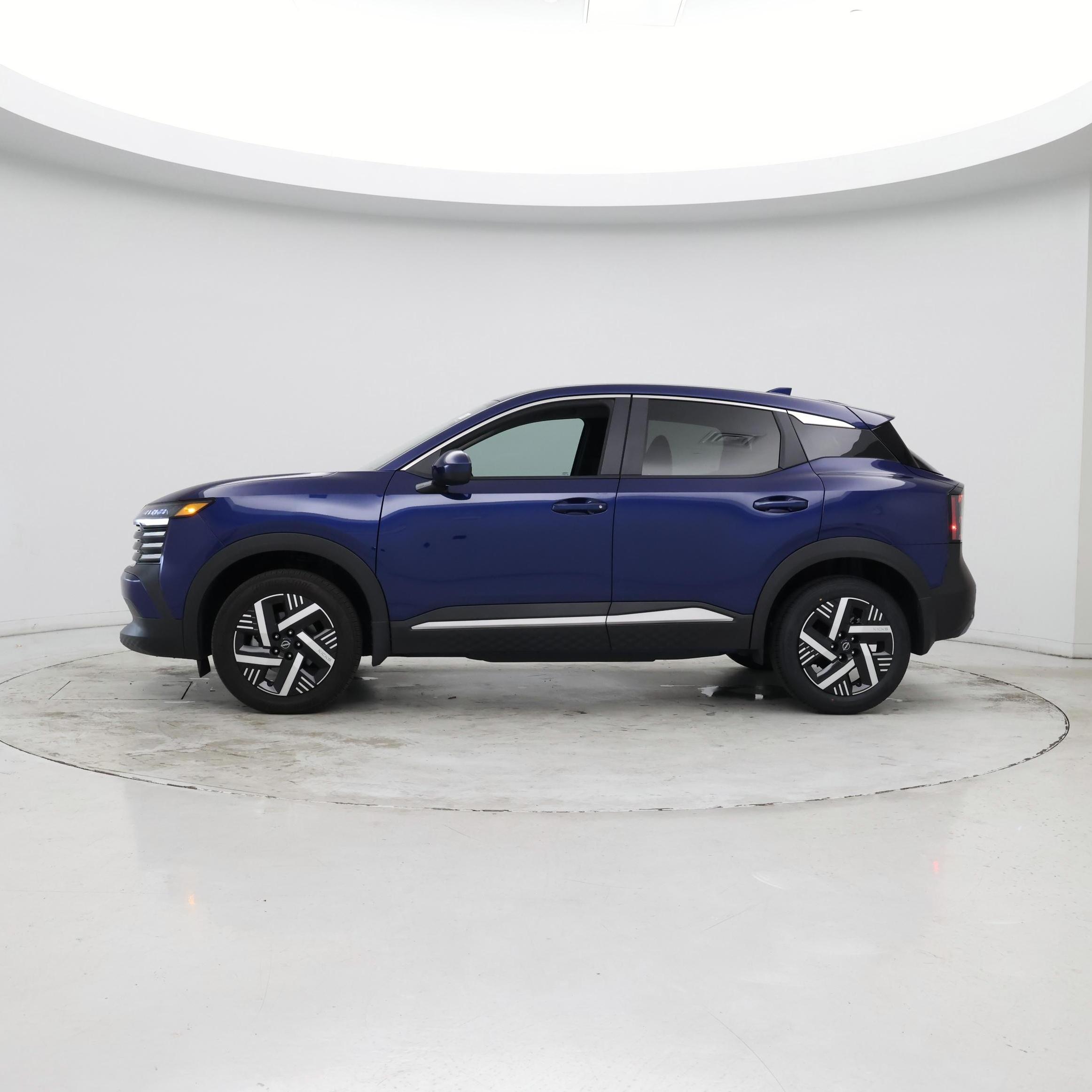 Thumbnail: 2025 Nissan Kicks - 2