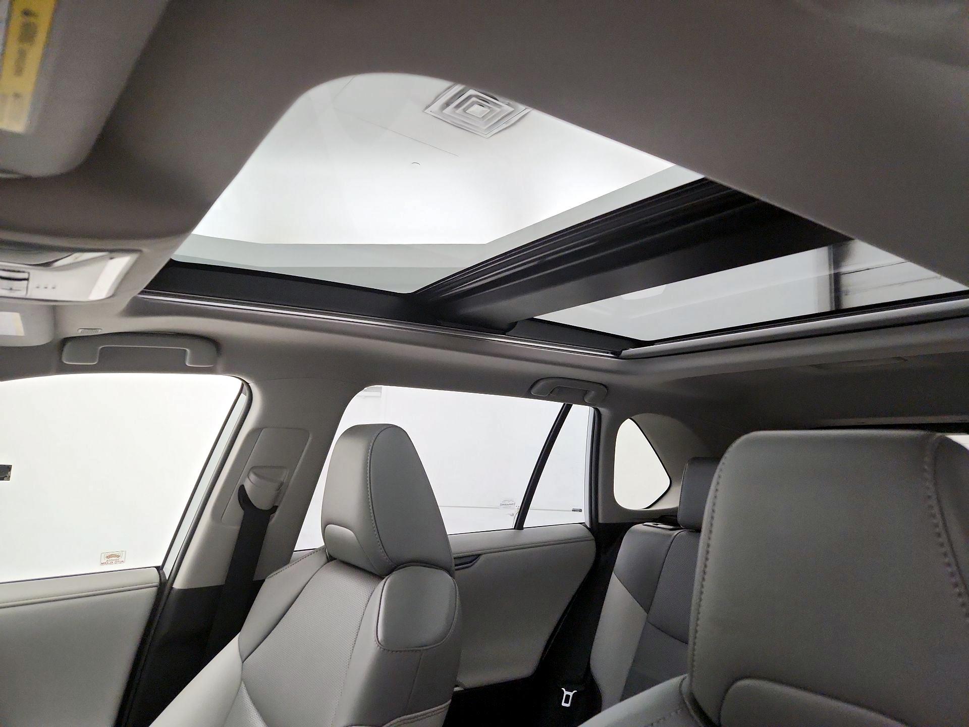 Thumbnail: 2024 Toyota RAV4 - 19