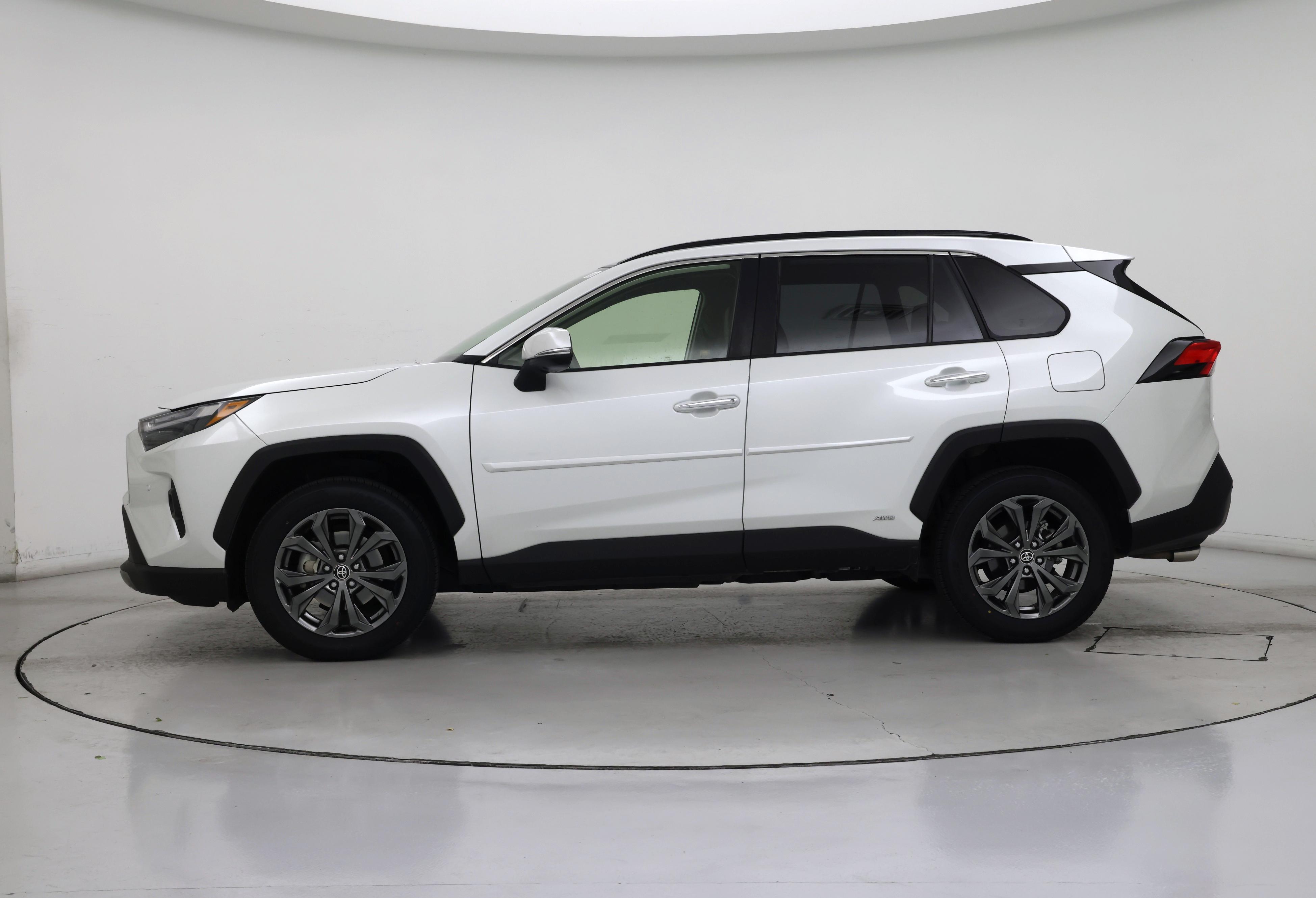 Thumbnail: 2024 Toyota RAV4 - 3