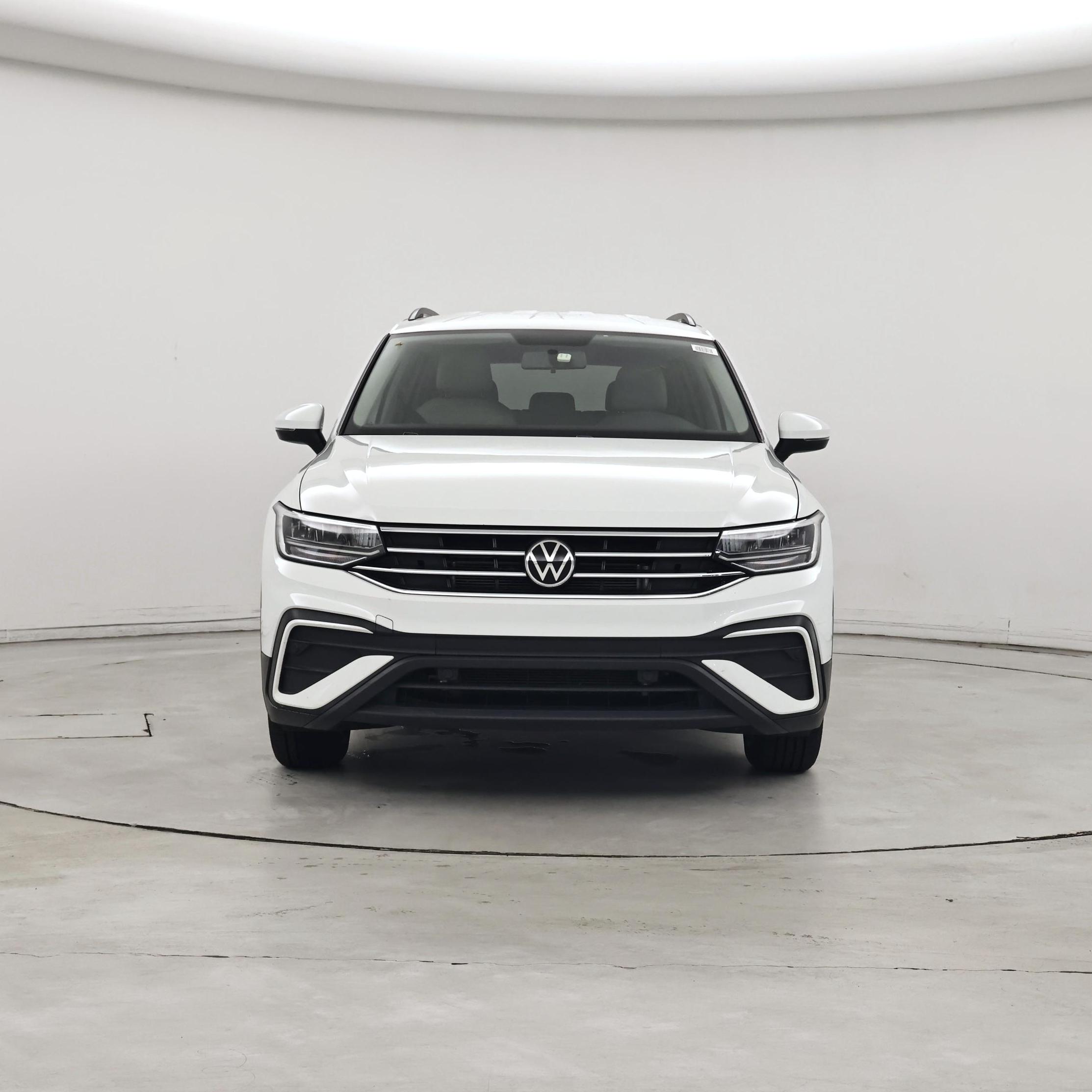 Thumbnail: 2022 Volkswagen Tiguan - 5
