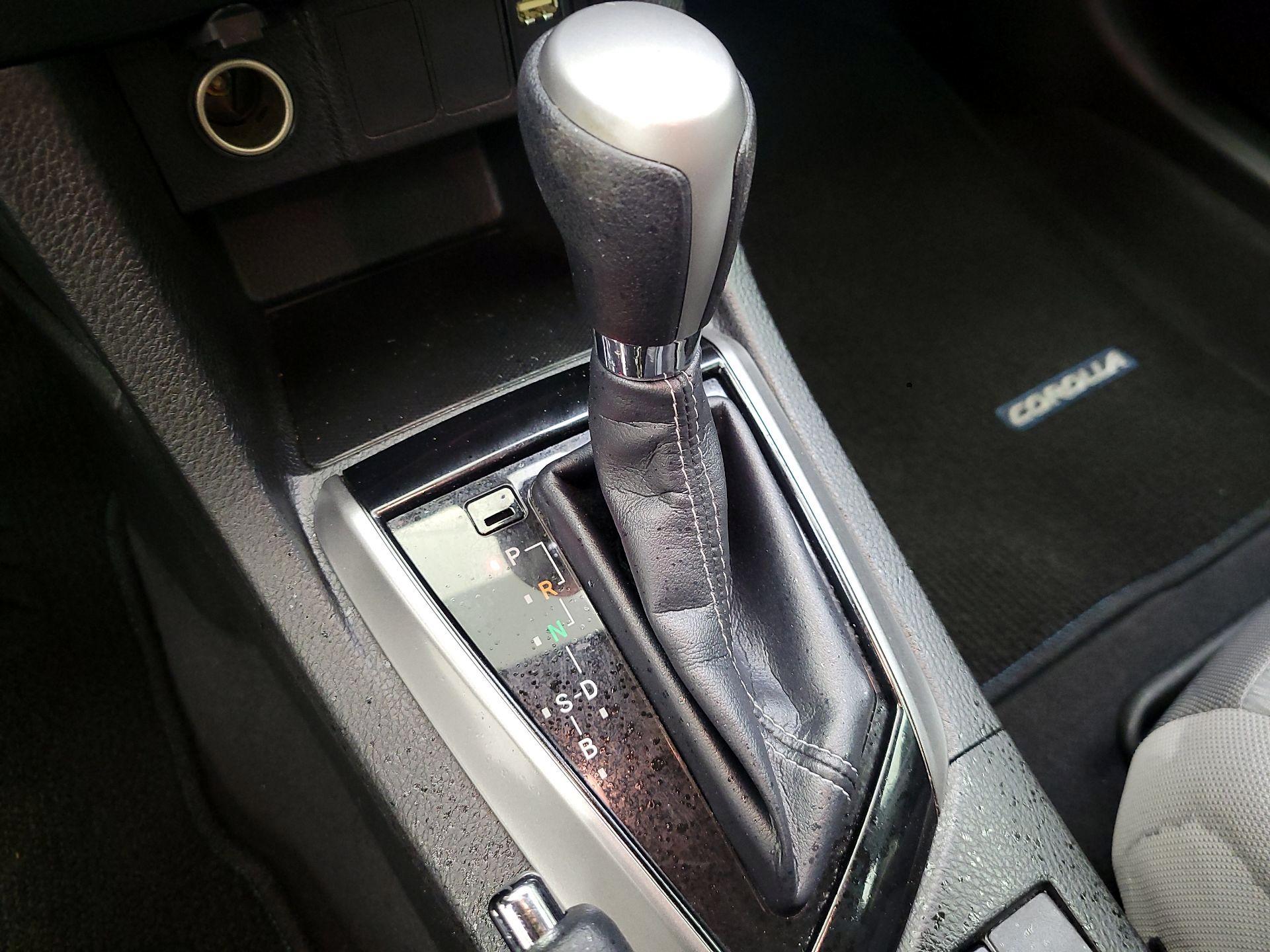 Thumbnail: 2016 Toyota Corolla - 17