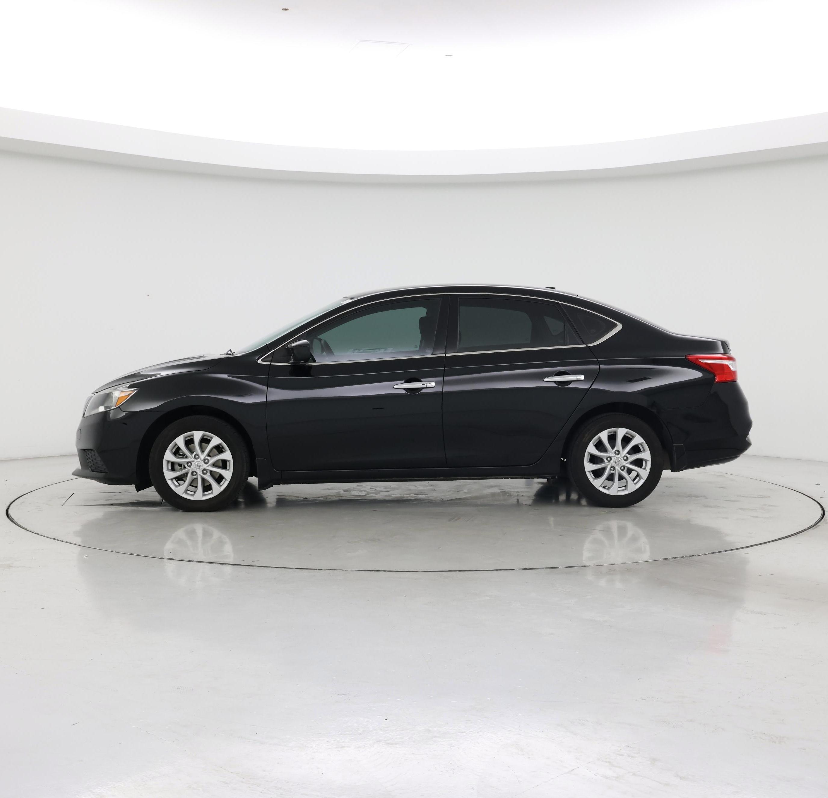 Thumbnail: 2019 Nissan Sentra - 3
