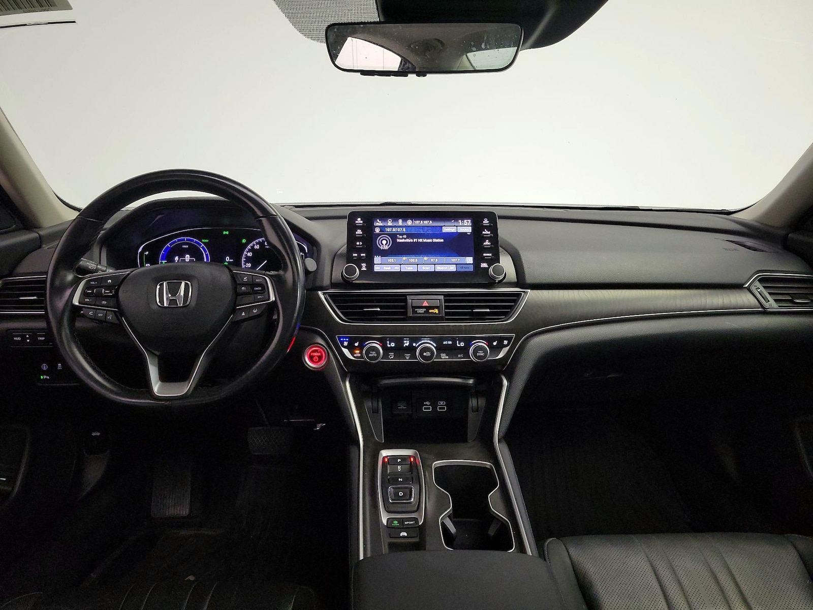2022 Honda Accord Hybrid Touring - Photo 10