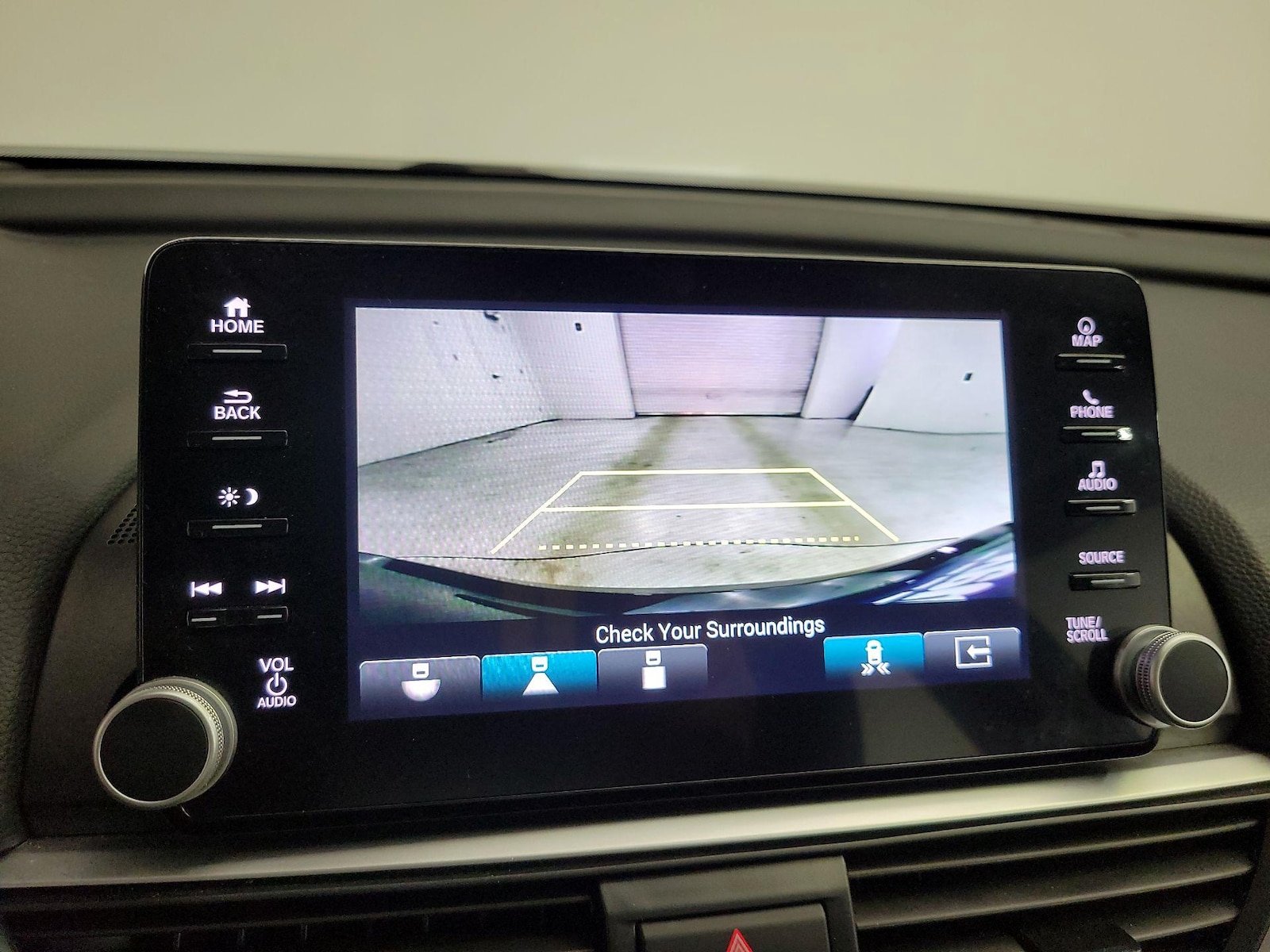 2022 Honda Accord Hybrid Touring - Photo 15