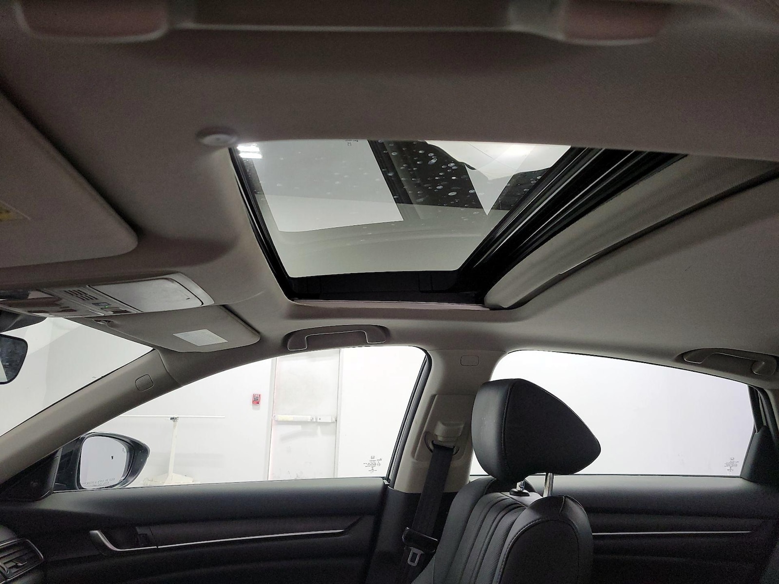2022 Honda Accord Hybrid Touring - Photo 20