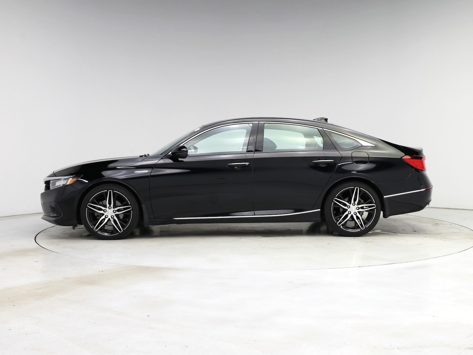 2022 Honda Accord Hybrid Touring - Photo 4