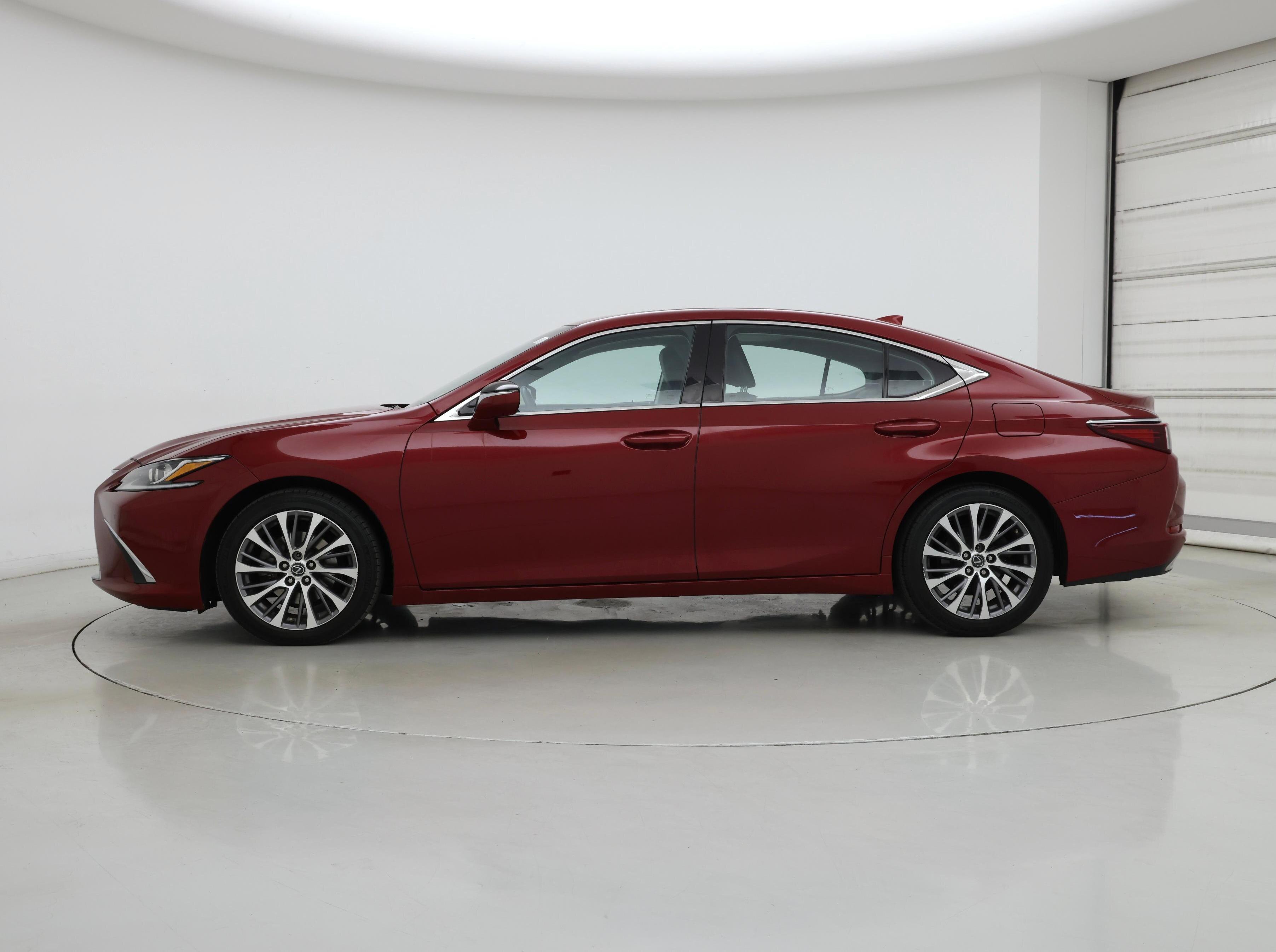 Thumbnail: 2020 Lexus ES - 3