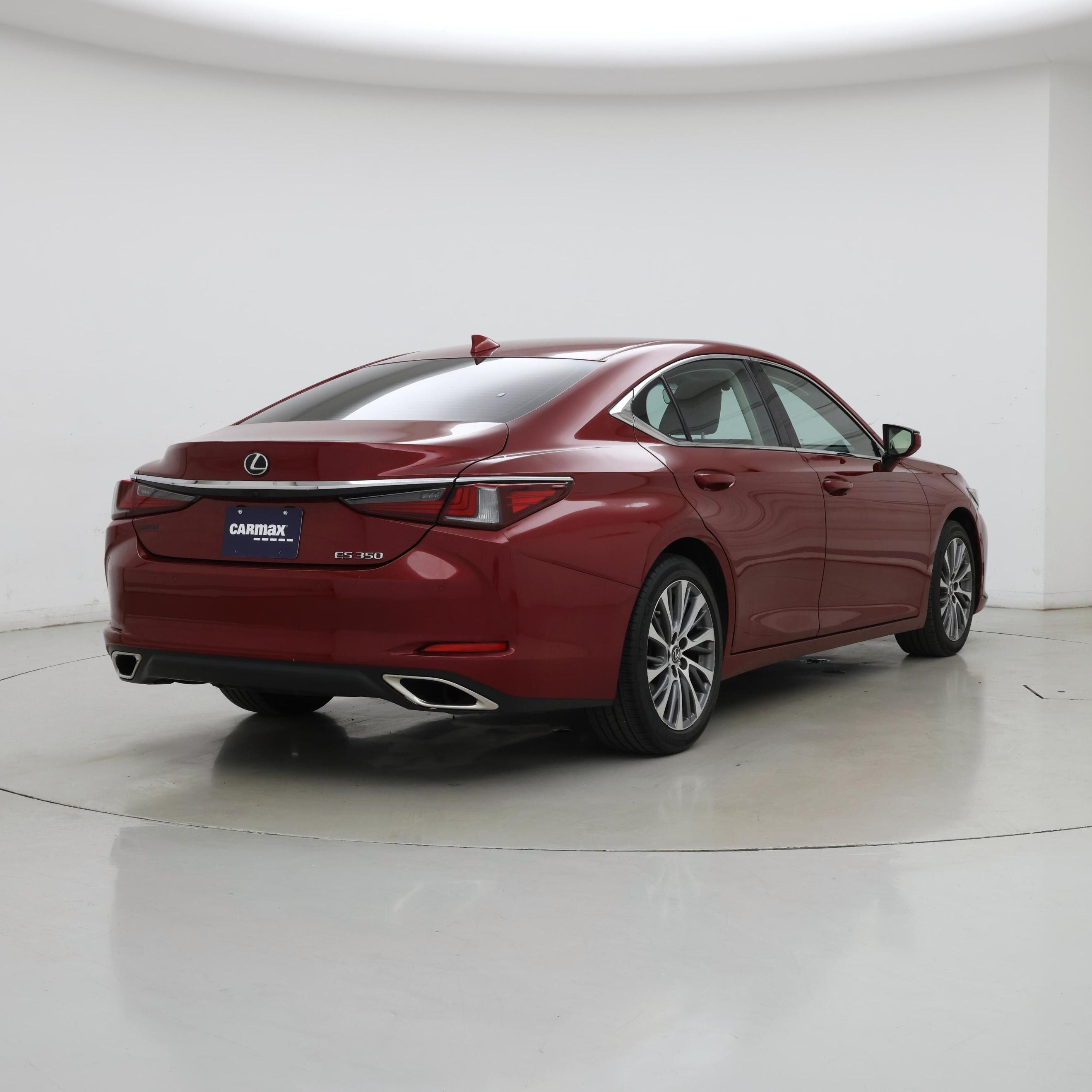 Thumbnail: 2020 Lexus ES - 8