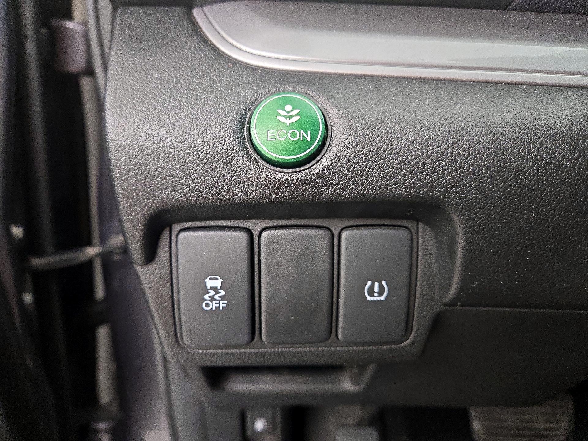 Thumbnail: 2015 Honda CR-V - 13