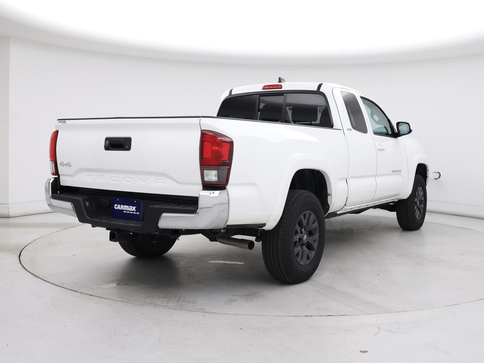 2022 Toyota Tacoma SR5 - Photo 9