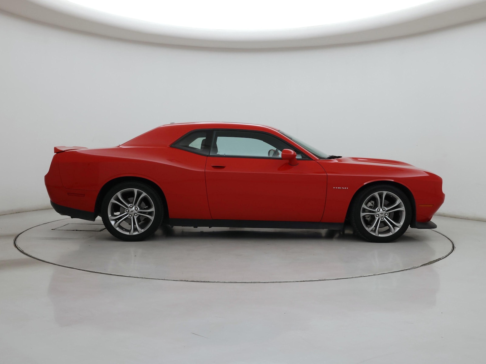 2022 Dodge Challenger R/T - Photo 8