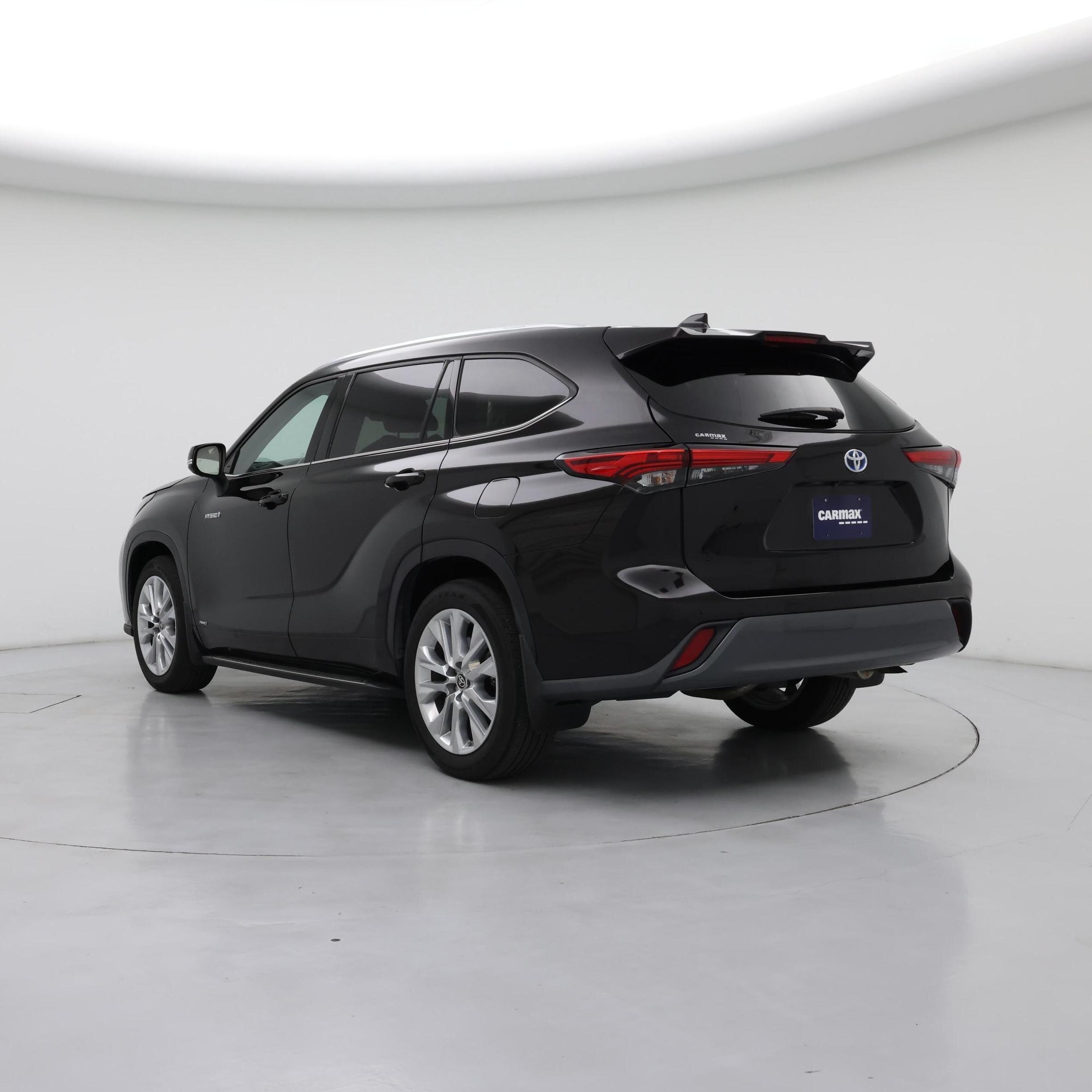 Thumbnail: 2021 Toyota Highlander - 2