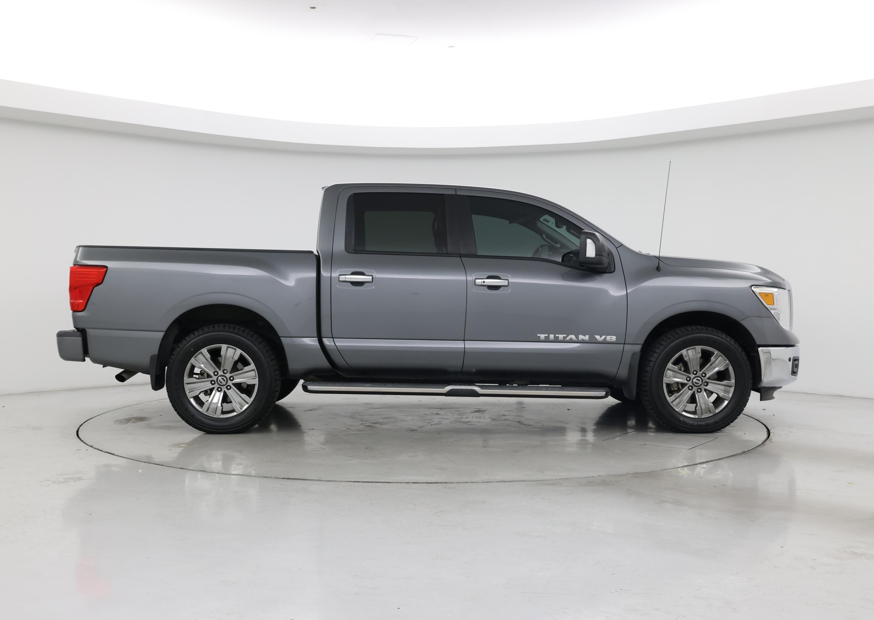 Thumbnail: 2018 Nissan Titan - 7