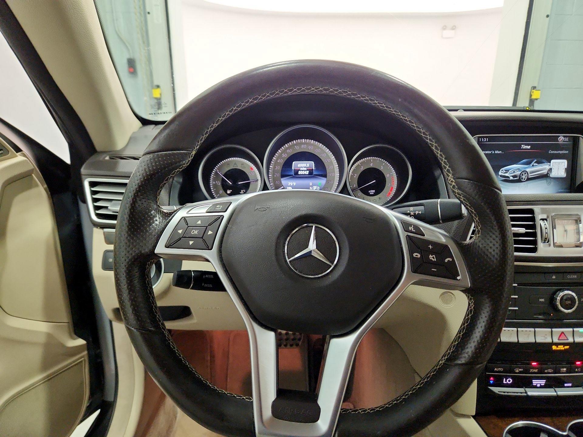 Thumbnail: 2016 Mercedes-Benz E-Class - 10