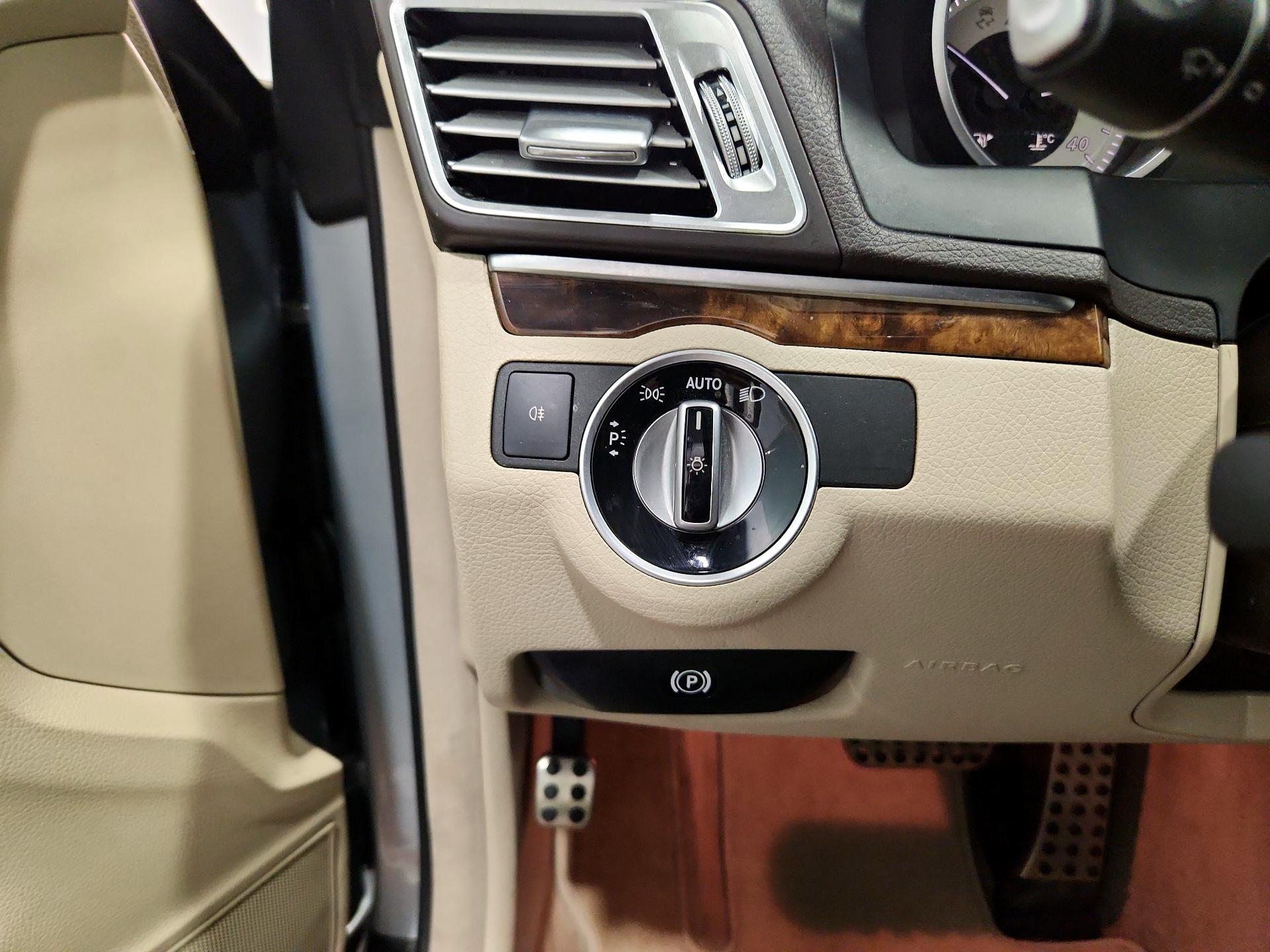 Thumbnail: 2016 Mercedes-Benz E-Class - 13