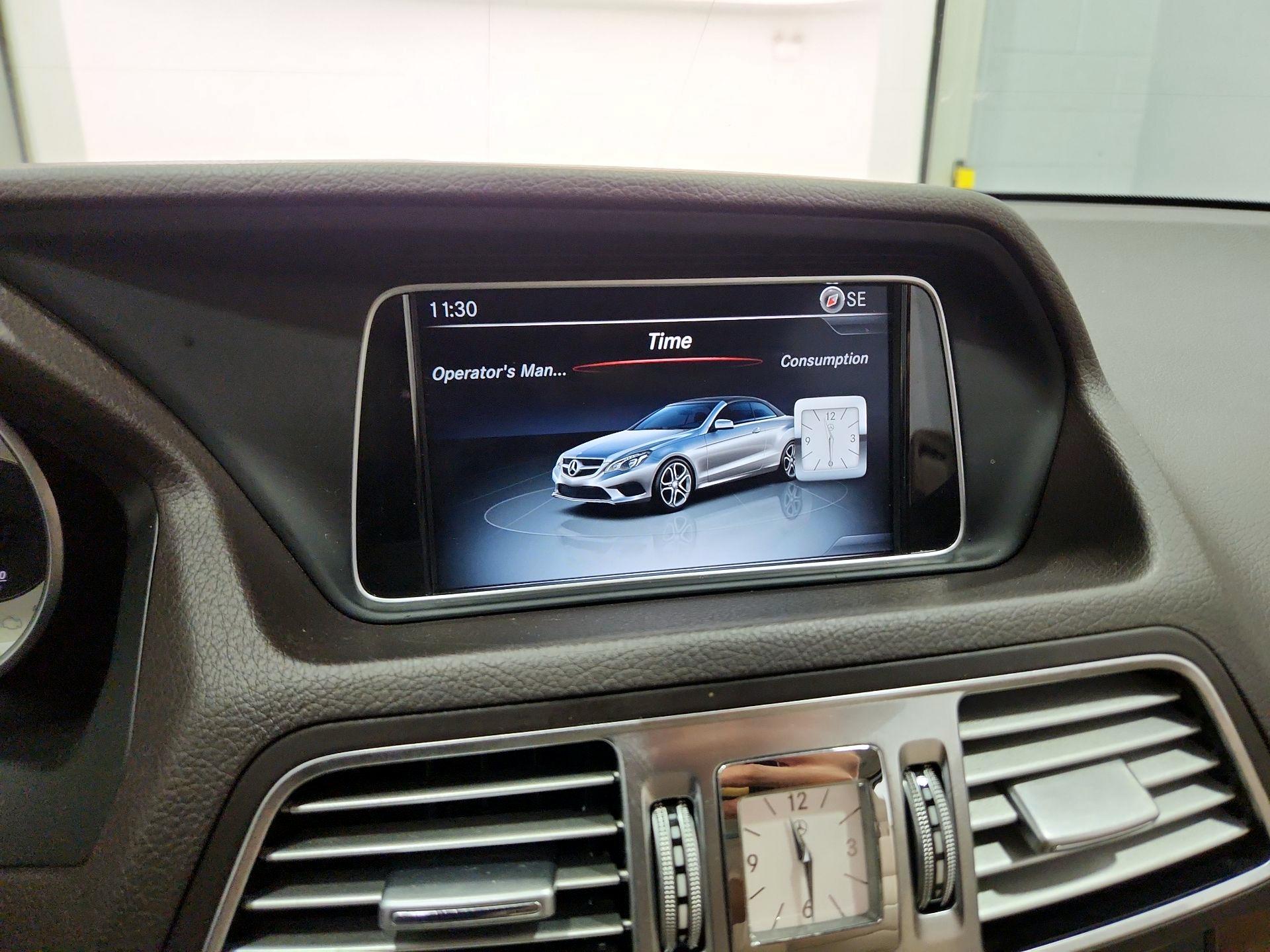 Thumbnail: 2016 Mercedes-Benz E-Class - 15