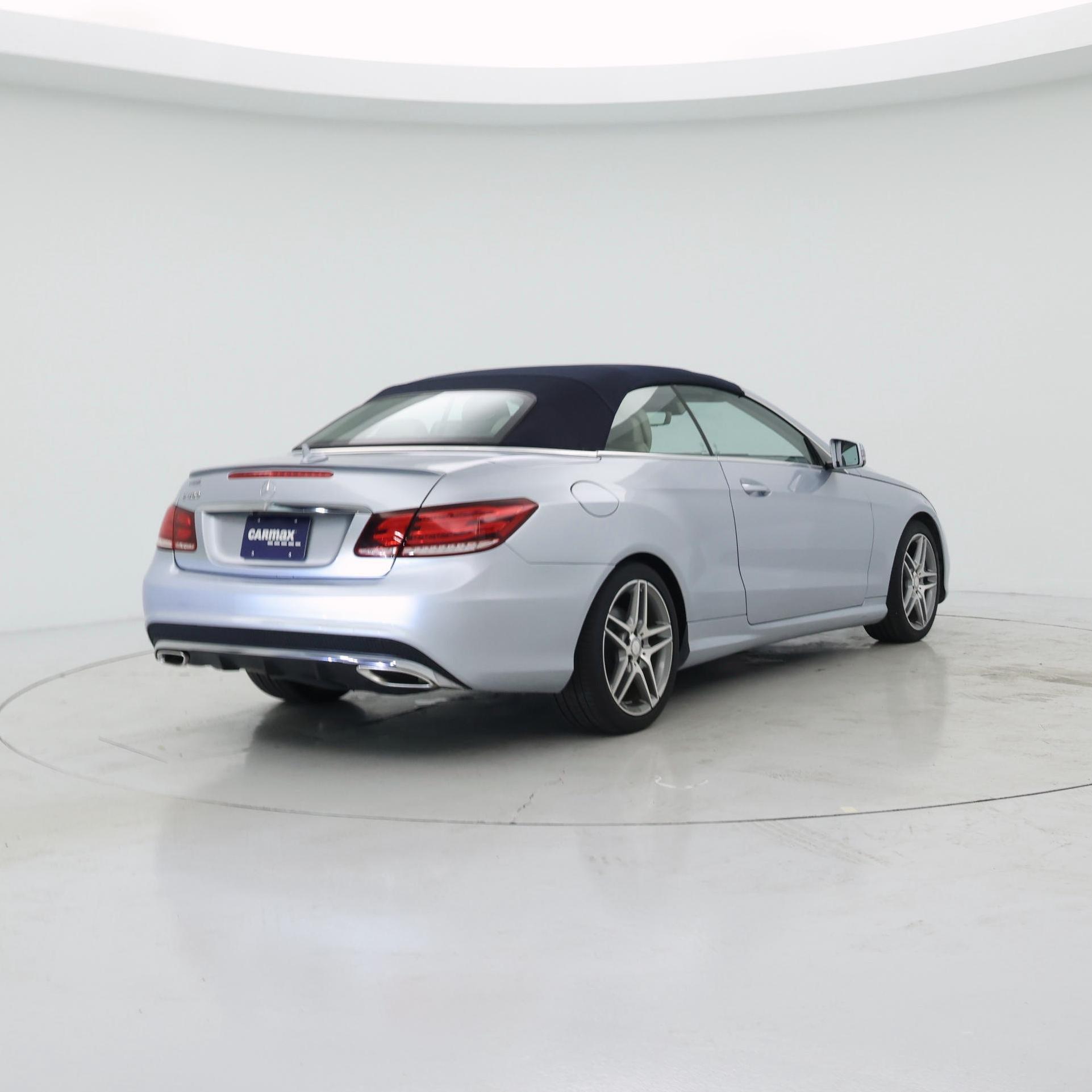 Thumbnail: 2016 Mercedes-Benz E-Class - 8