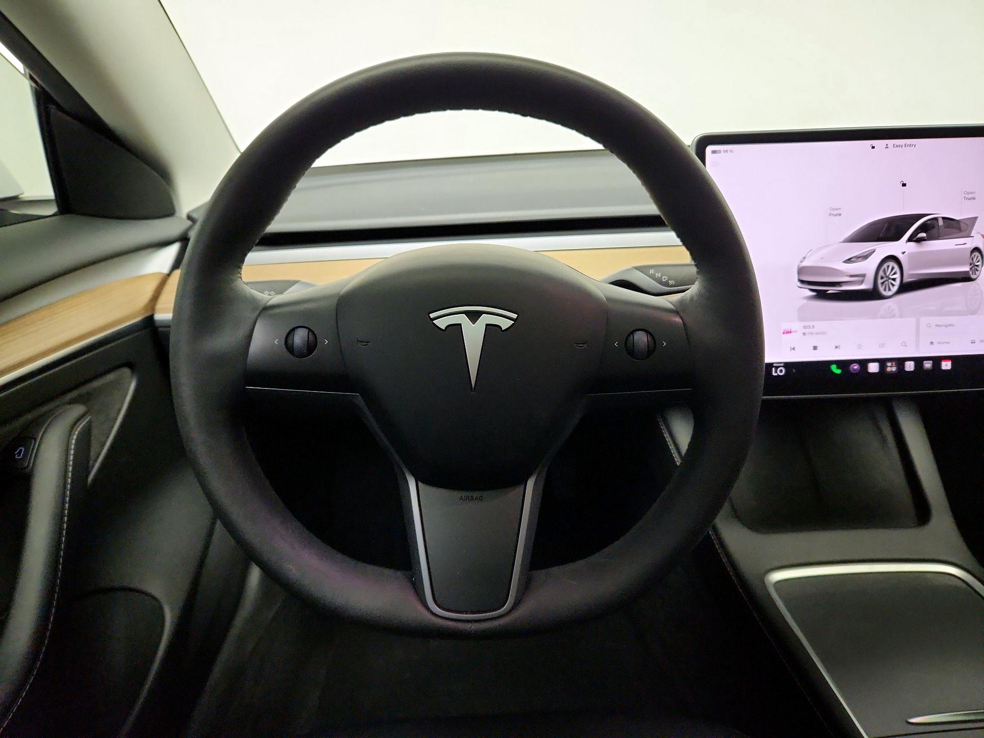 Thumbnail: 2023 Tesla Model 3 - 10