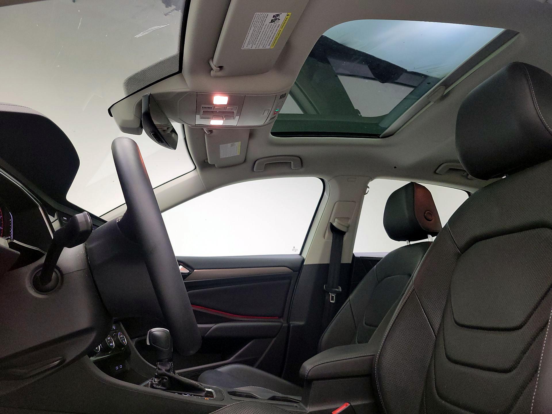 Thumbnail: 2021 Volkswagen Jetta - 20