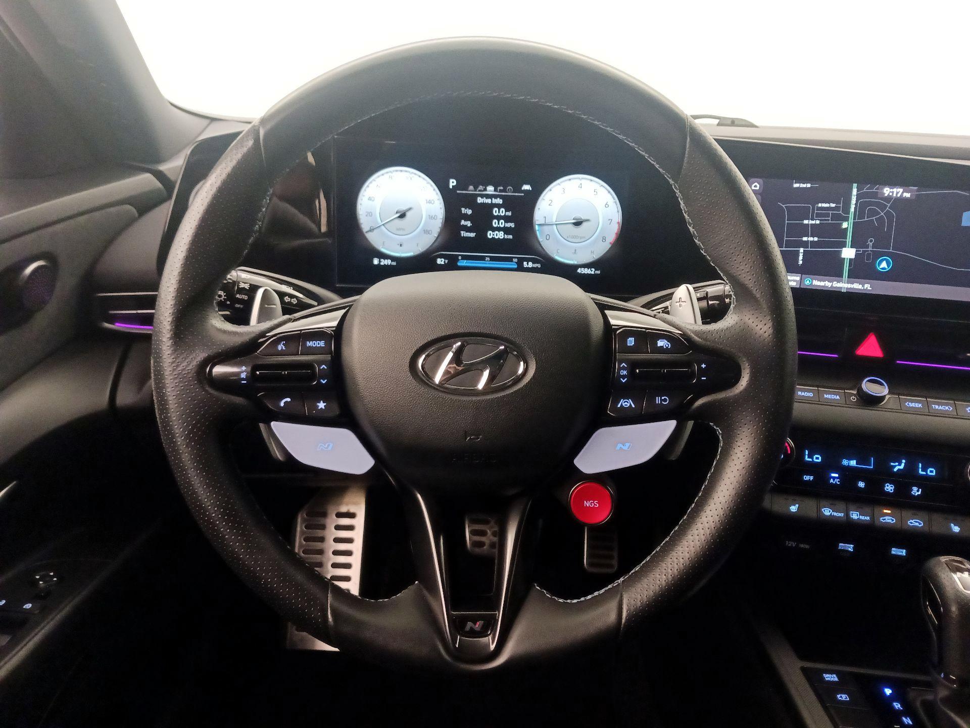 Thumbnail: 2023 Hyundai Elantra - 10