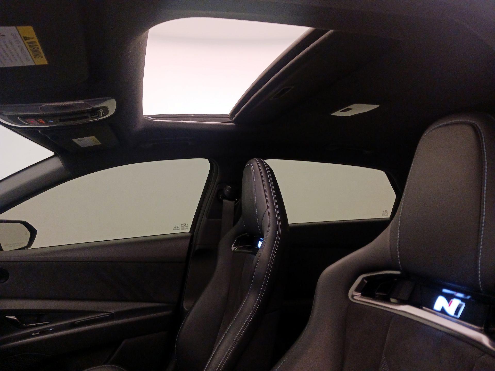 Thumbnail: 2023 Hyundai Elantra - 20