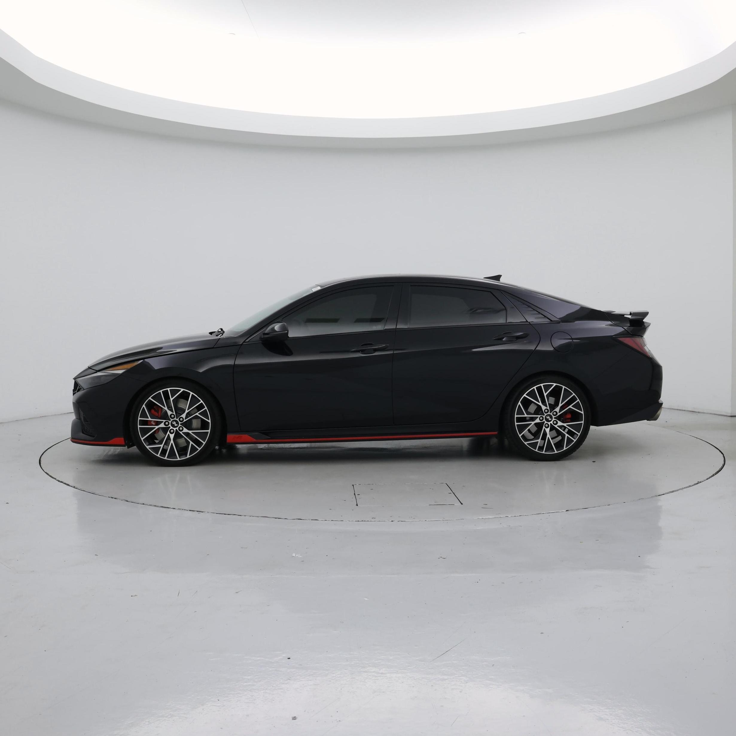 Thumbnail: 2023 Hyundai Elantra - 3