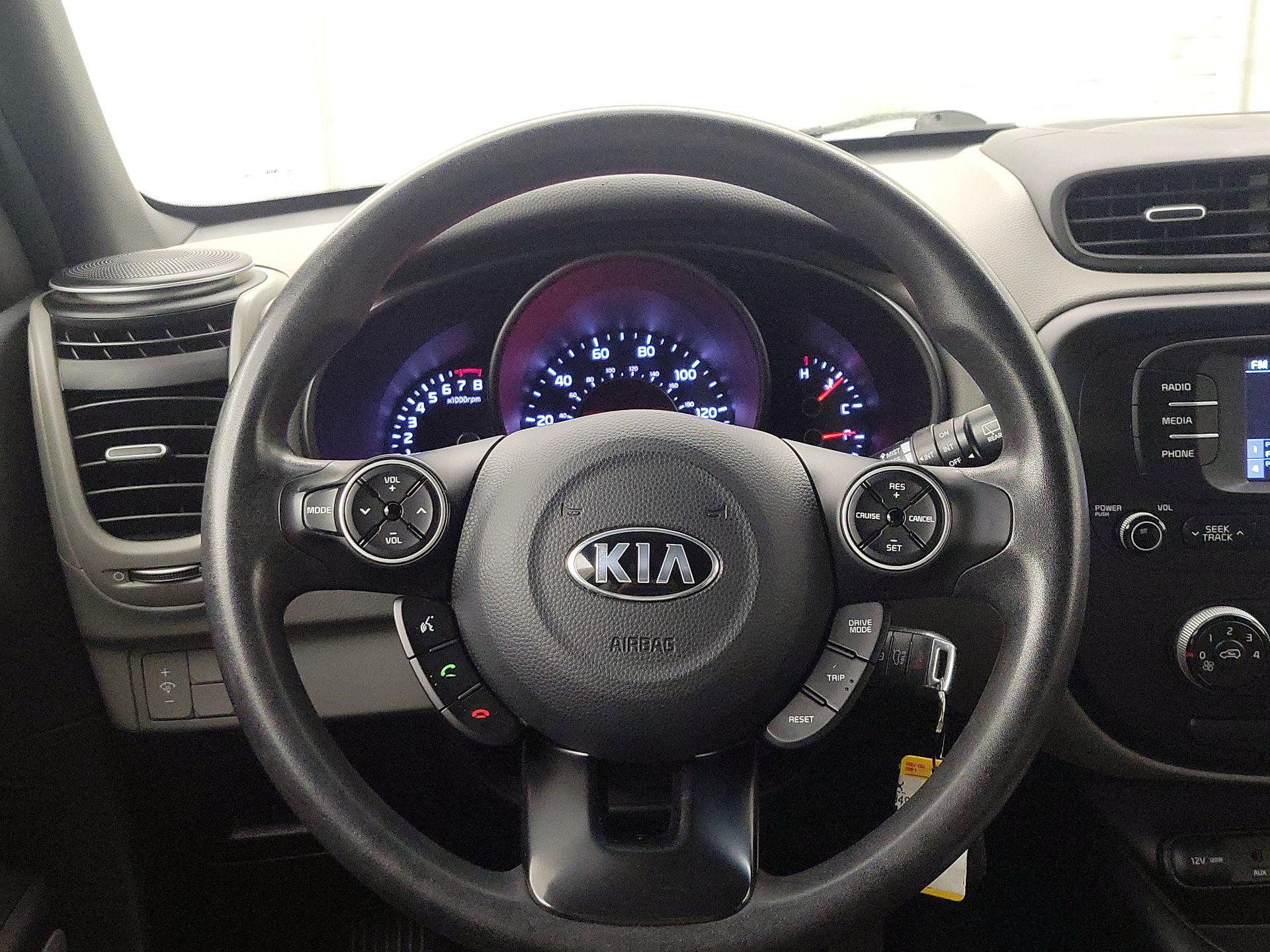 Thumbnail: 2018 Kia Soul - 10