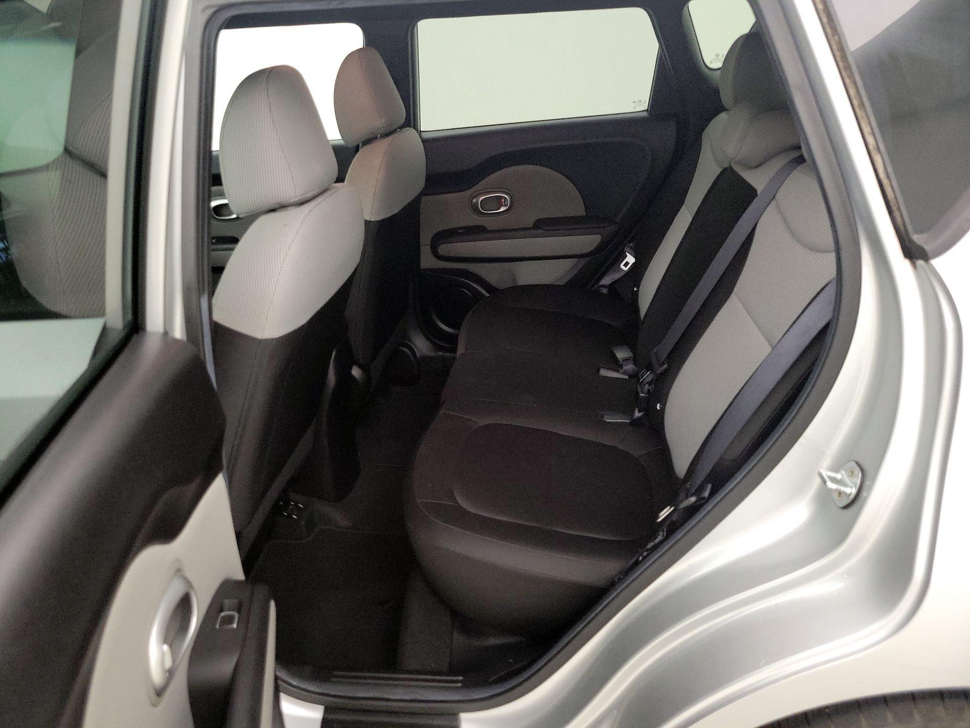 Thumbnail: 2018 Kia Soul - 18