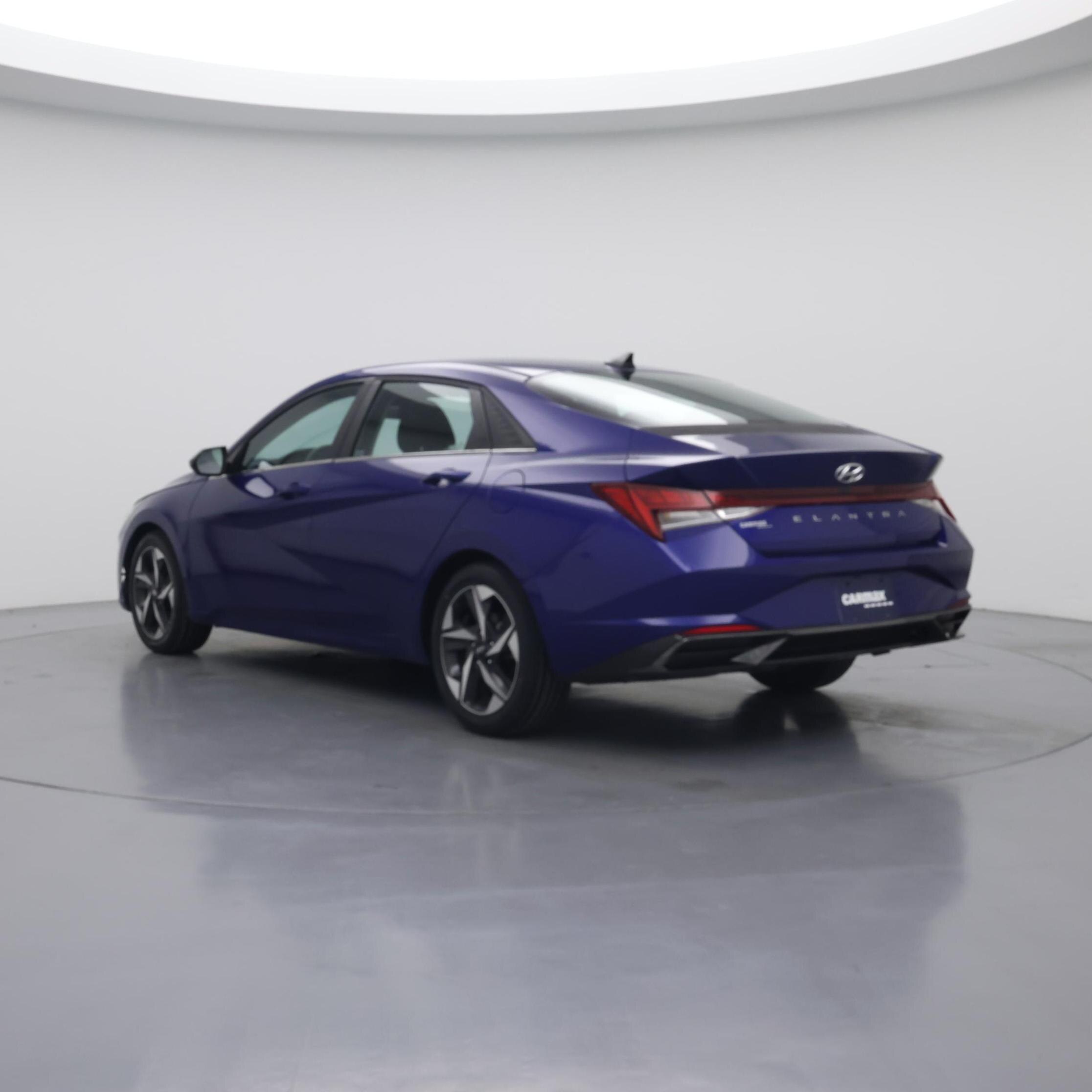 Thumbnail: 2022 Hyundai Elantra - 2
