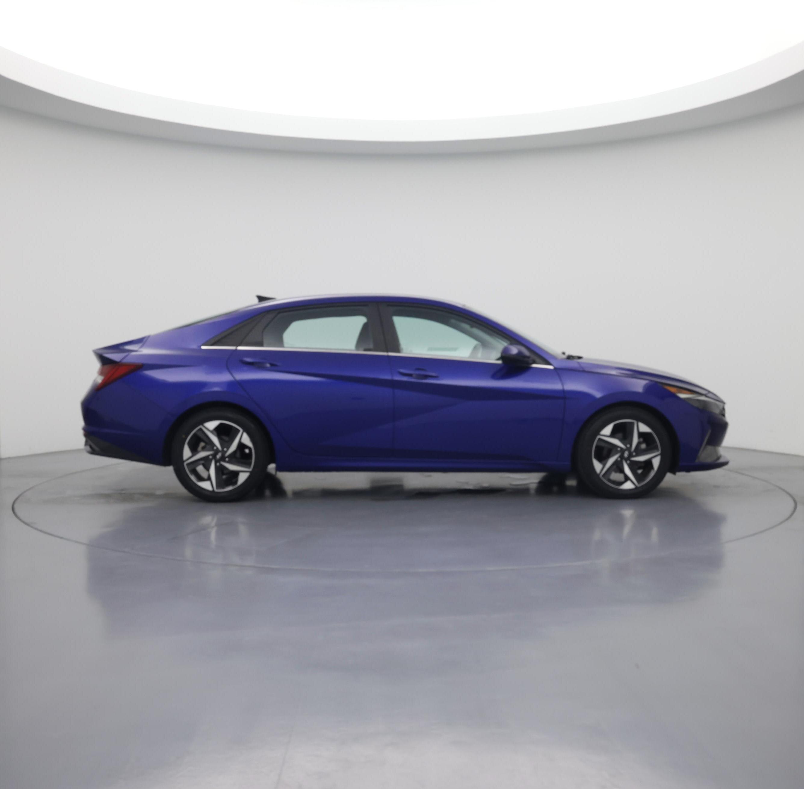 Thumbnail: 2022 Hyundai Elantra - 7
