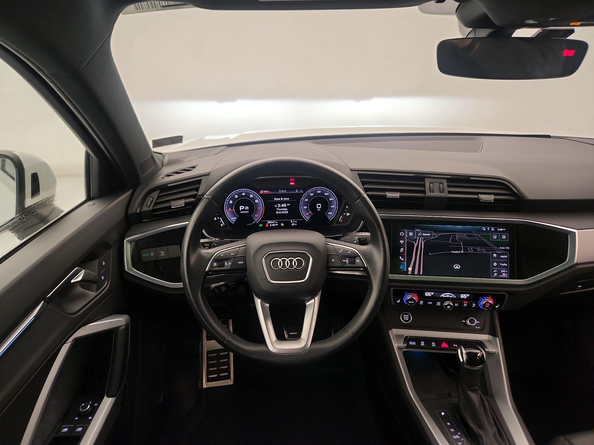 Thumbnail: 2021 Audi Q3 - 10