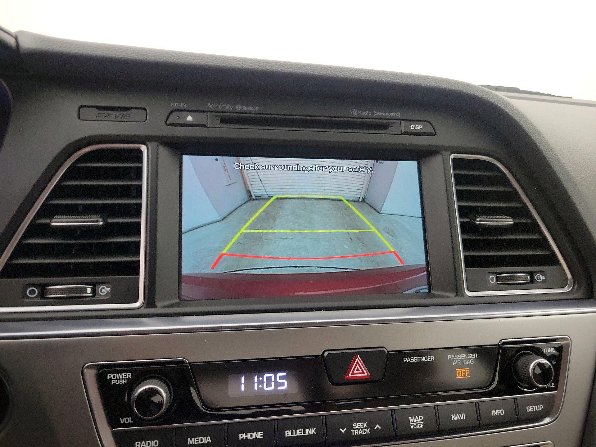 Thumbnail: 2016 Hyundai Sonata - 15