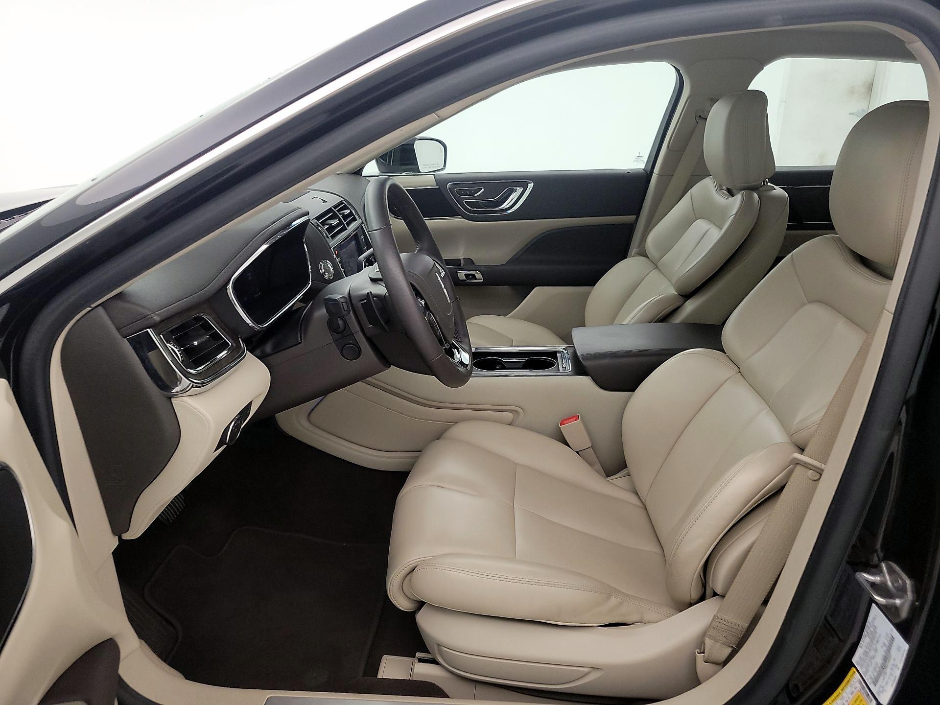 Thumbnail: 2020 Lincoln Continental - 11