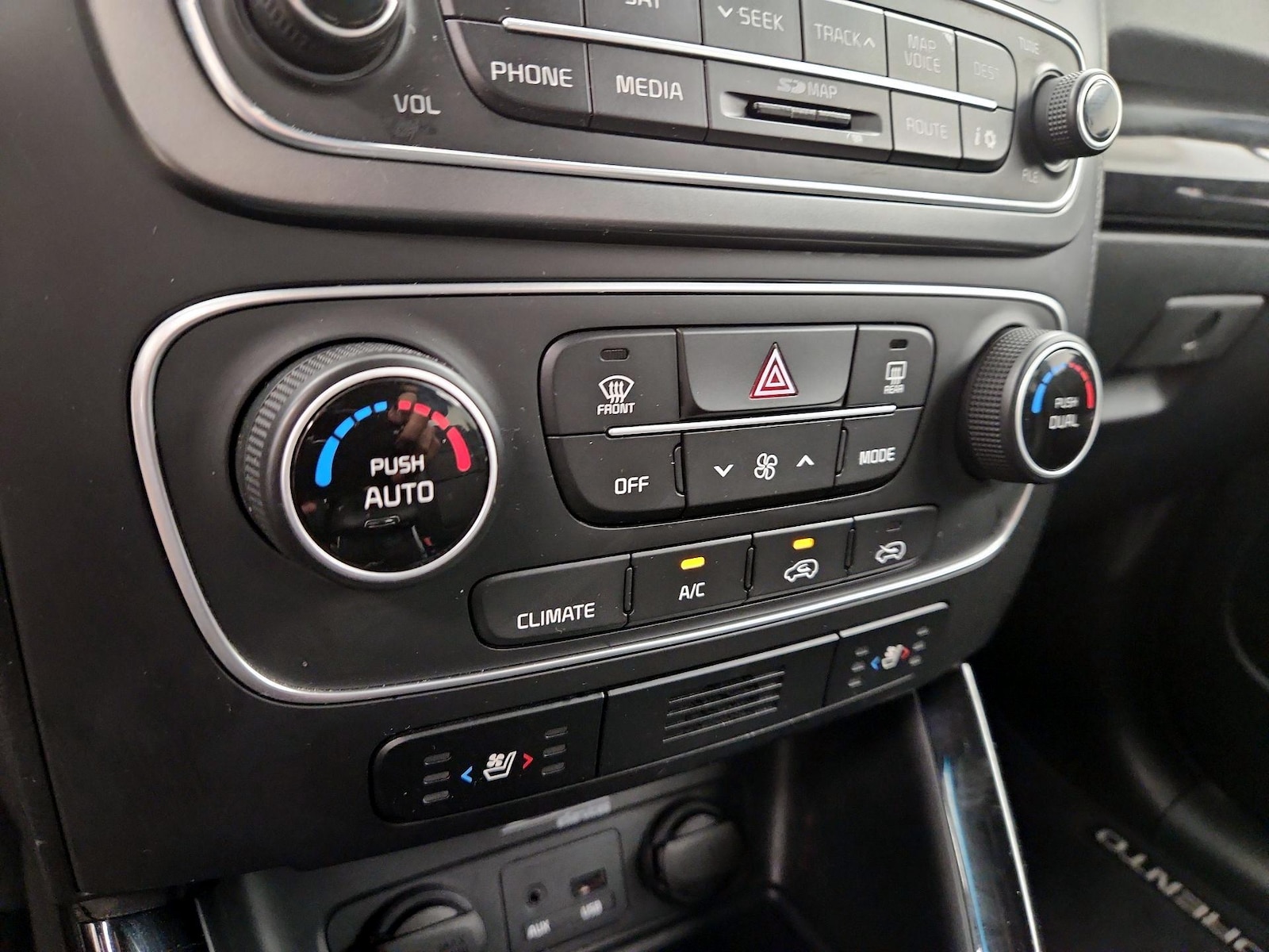 2014 Kia Sorento EX - Photo 18