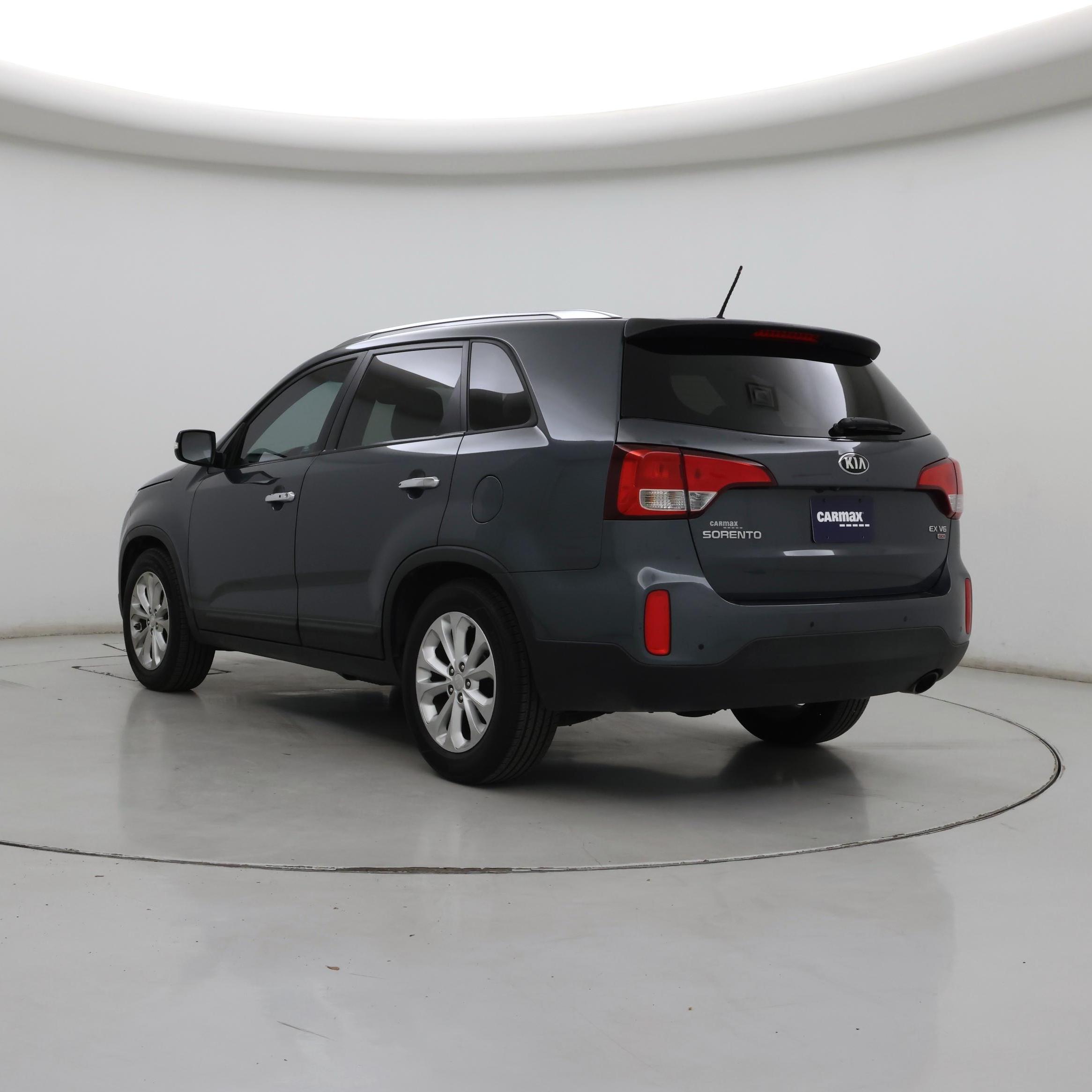 Thumbnail: 2014 Kia Sorento - 2