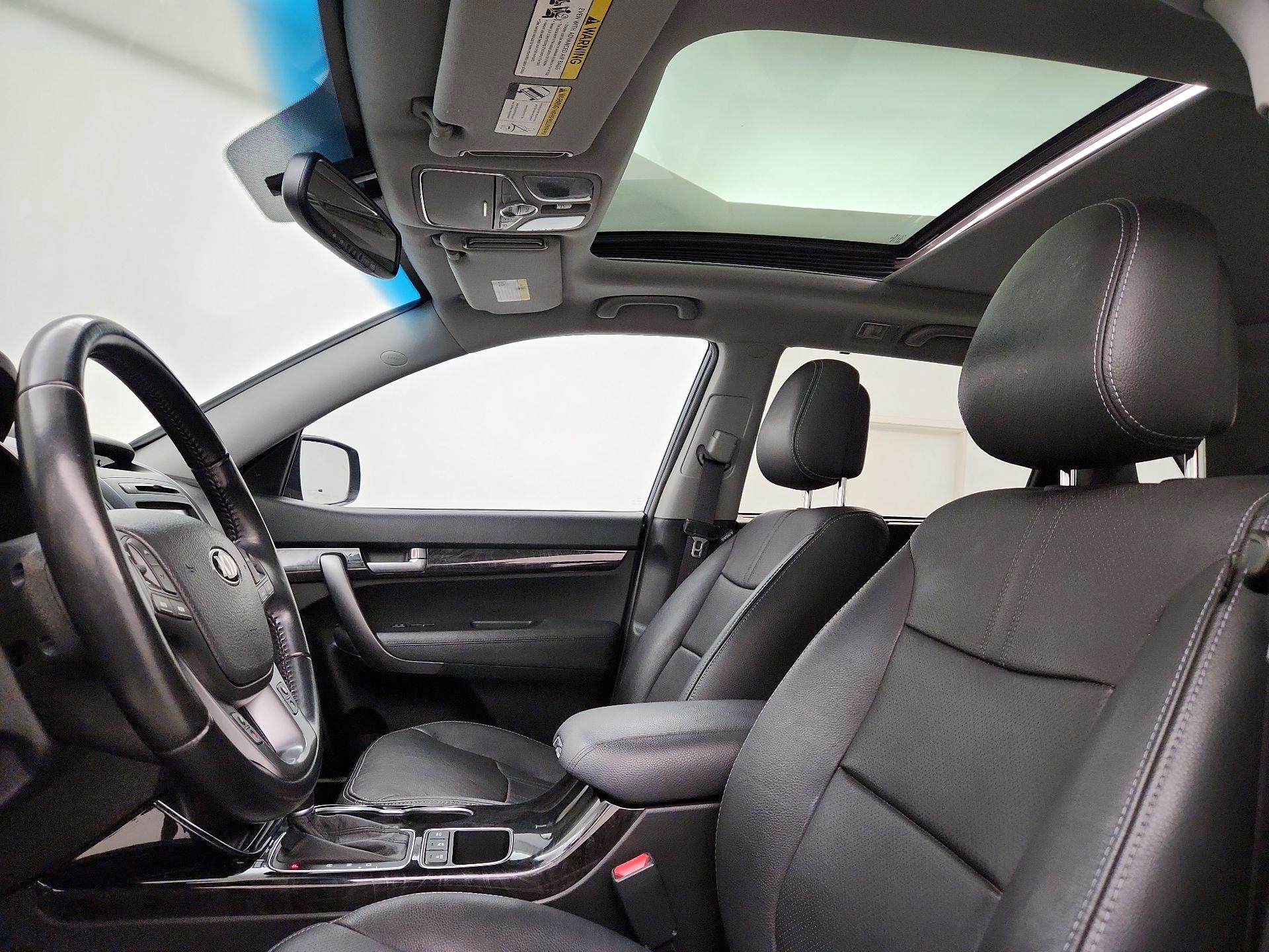 Thumbnail: 2014 Kia Sorento - 20