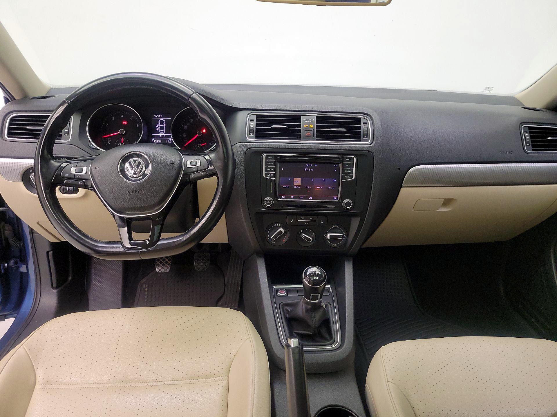 Thumbnail: 2018 Volkswagen Jetta - 9