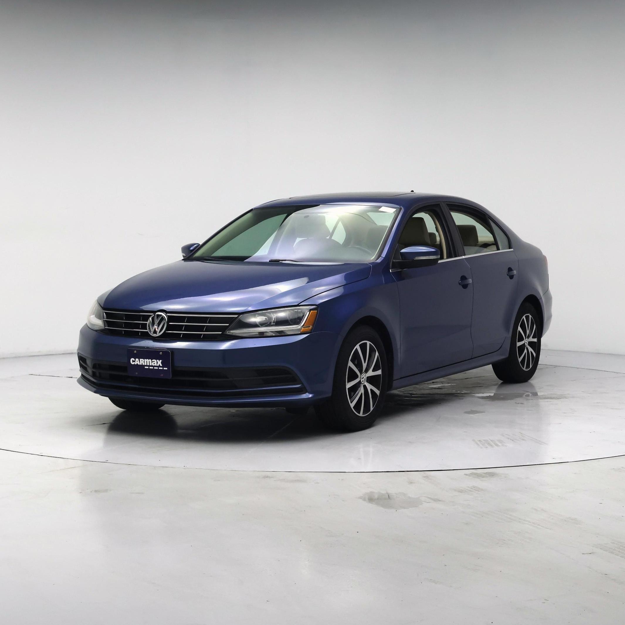 Thumbnail: 2018 Volkswagen Jetta - 4