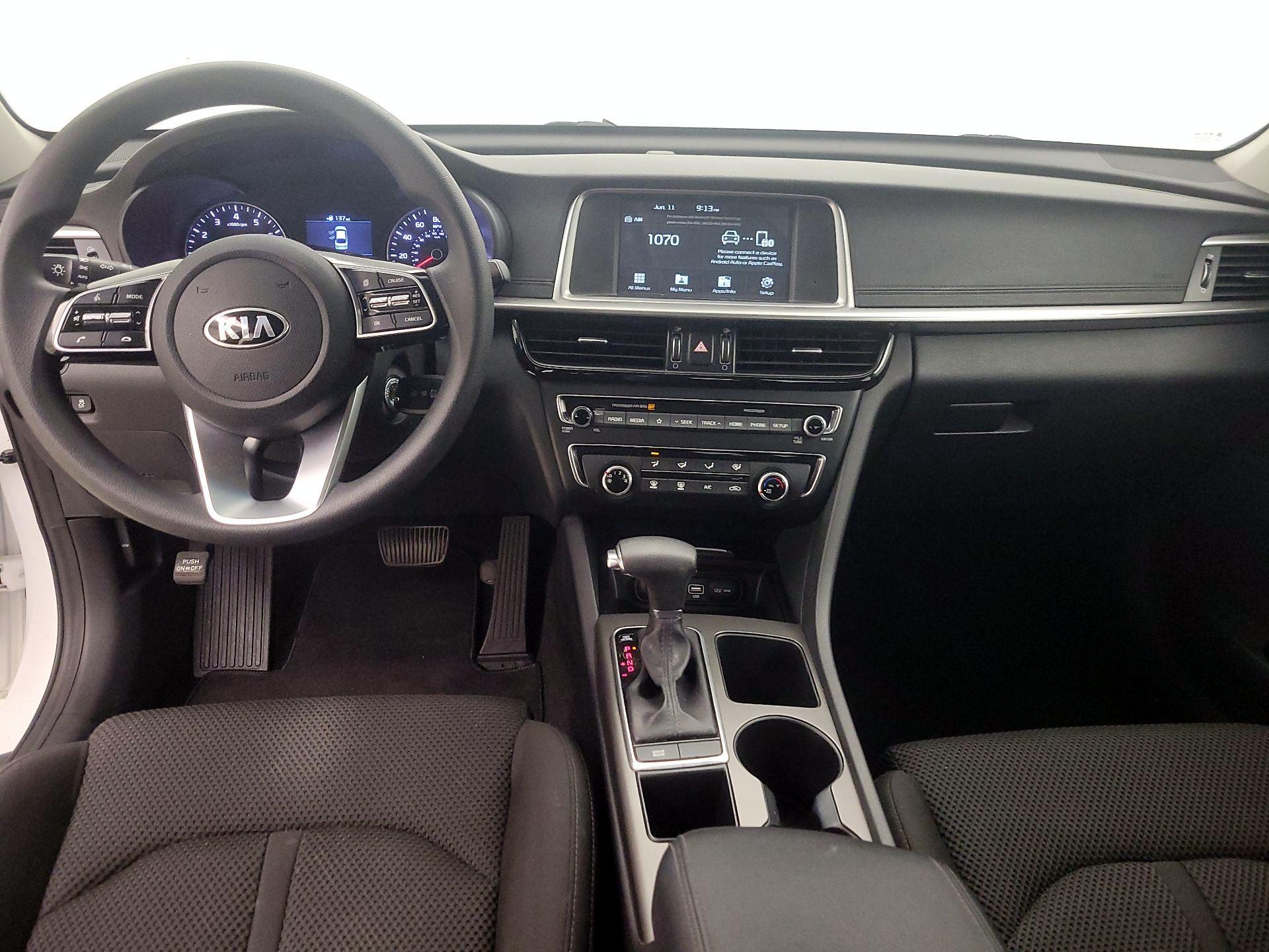 Thumbnail: 2020 Kia Optima - 9