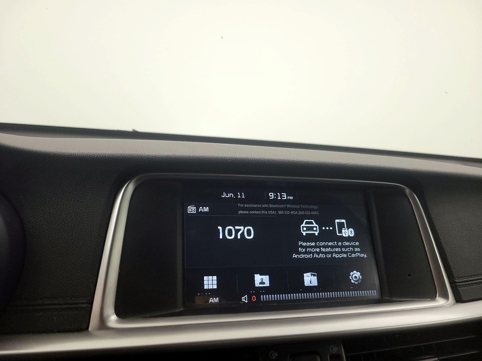 Thumbnail: 2020 Kia Optima - 15