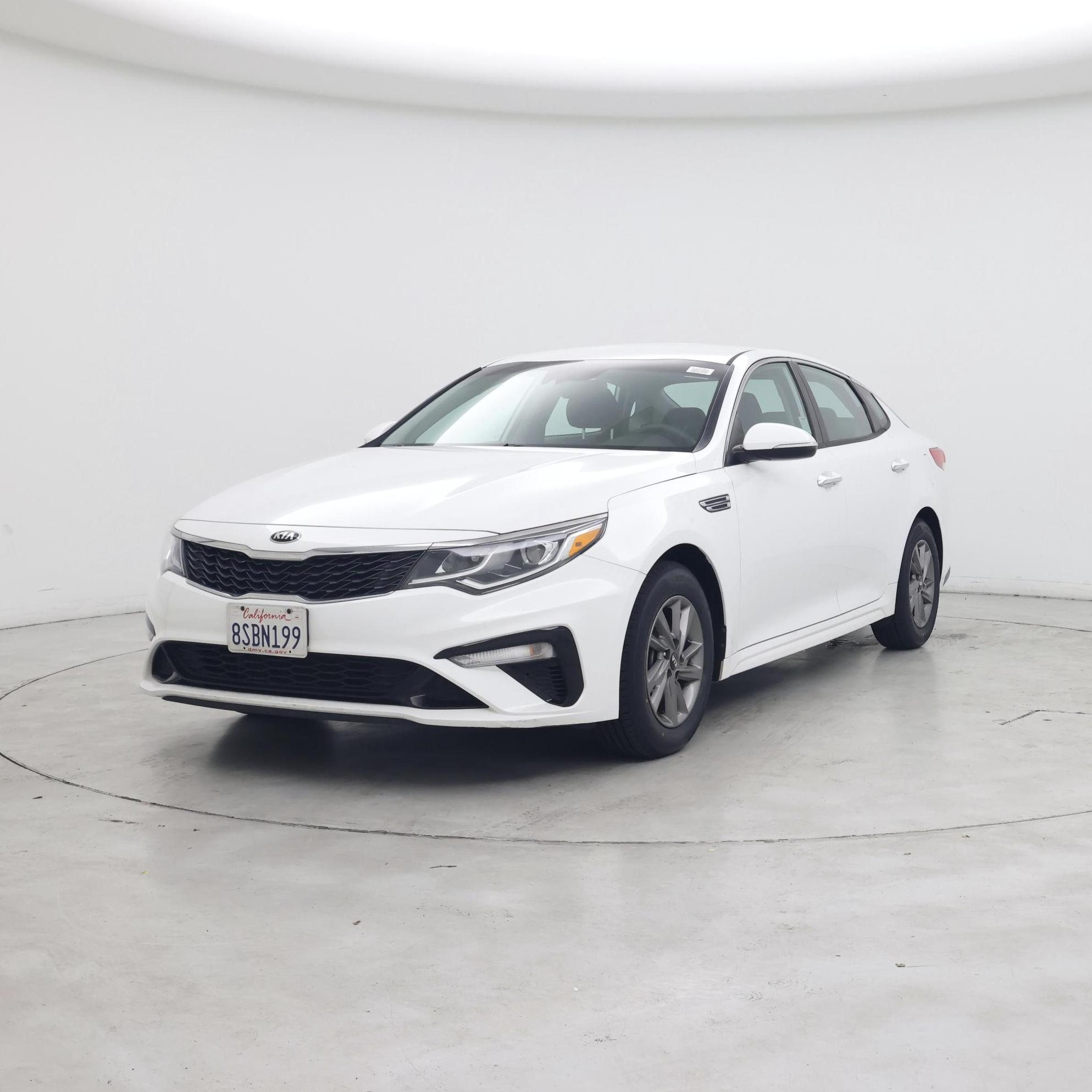 Thumbnail: 2020 Kia Optima - 4