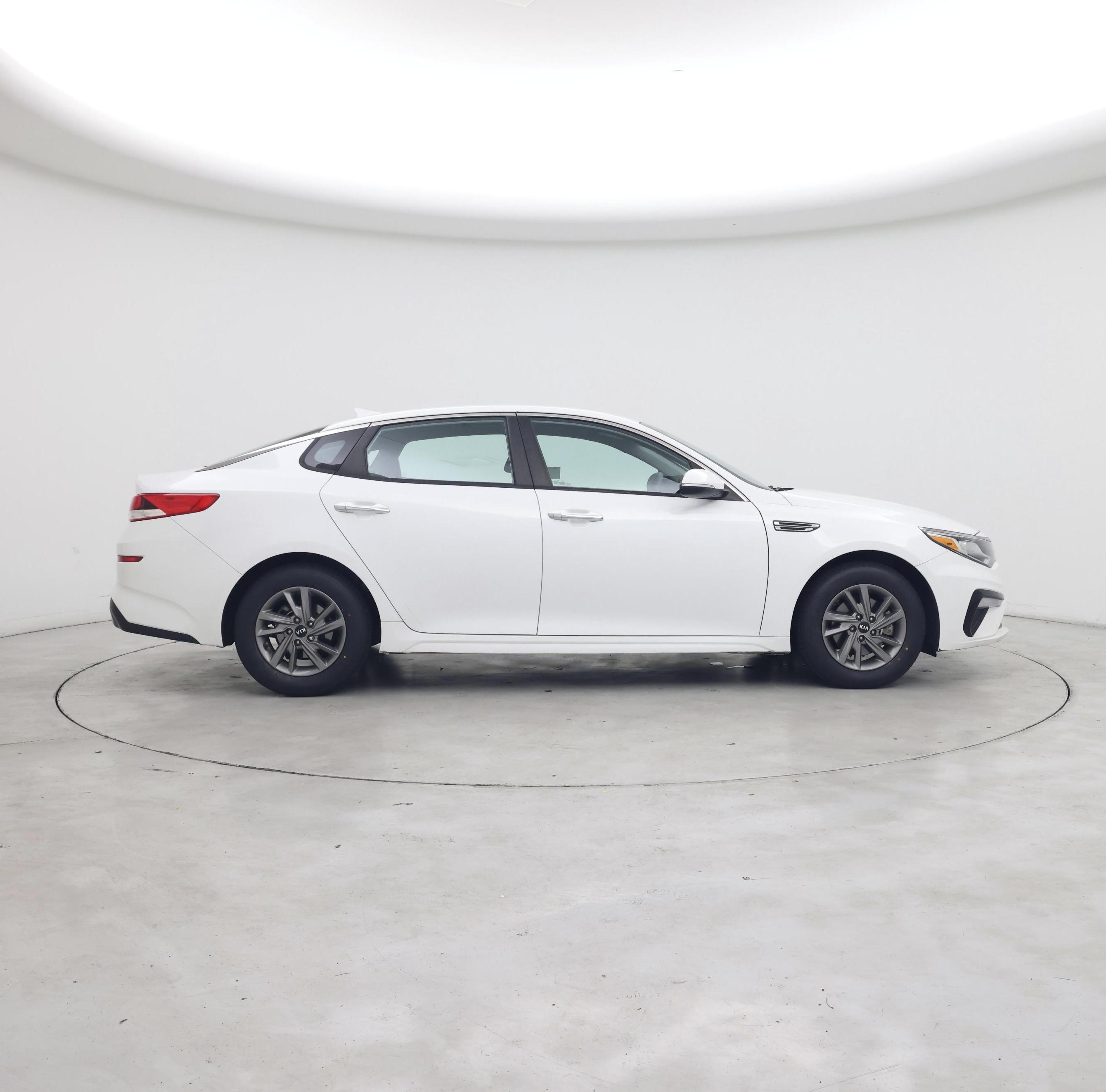Thumbnail: 2020 Kia Optima - 7